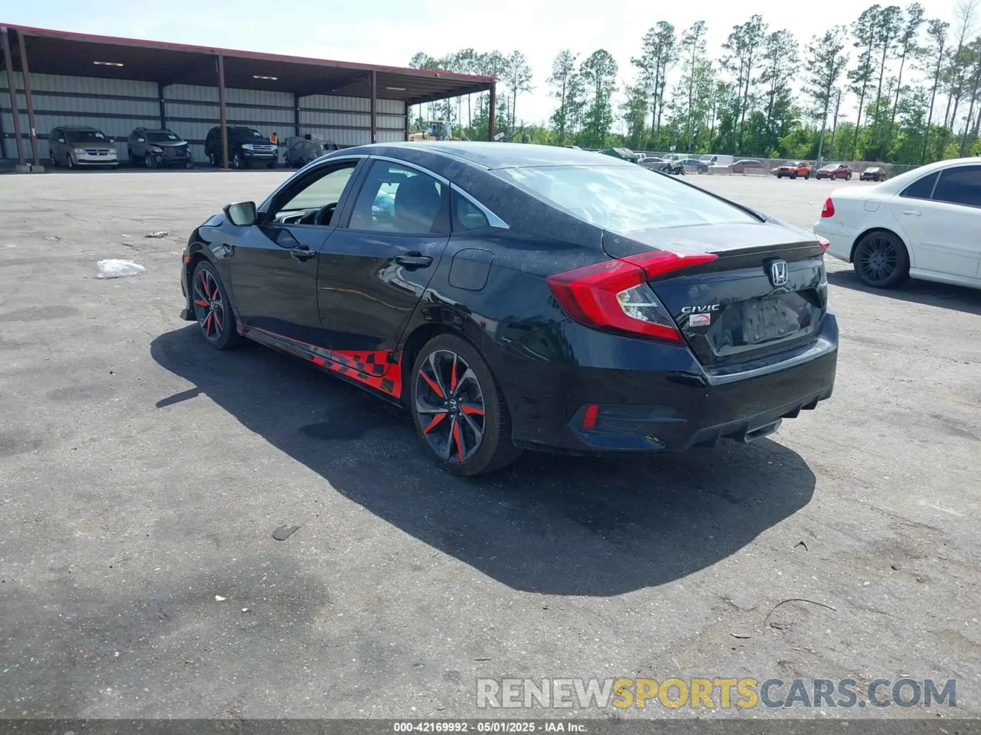 3 Photograph of a damaged car 2HGFC2F81KH529418 HONDA CIVIC 2019