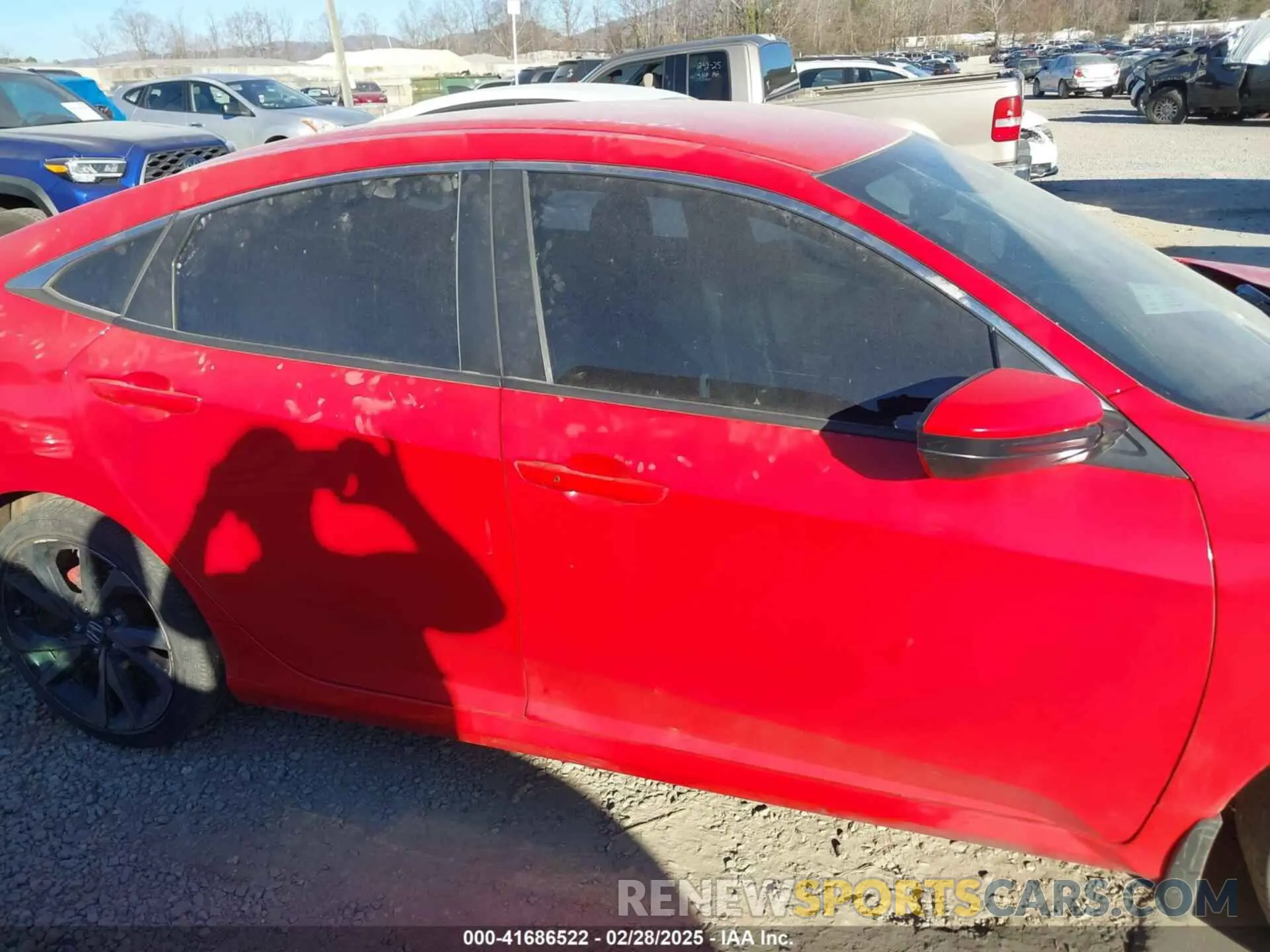 13 Photograph of a damaged car 2HGFC2F81KH535994 HONDA CIVIC 2019