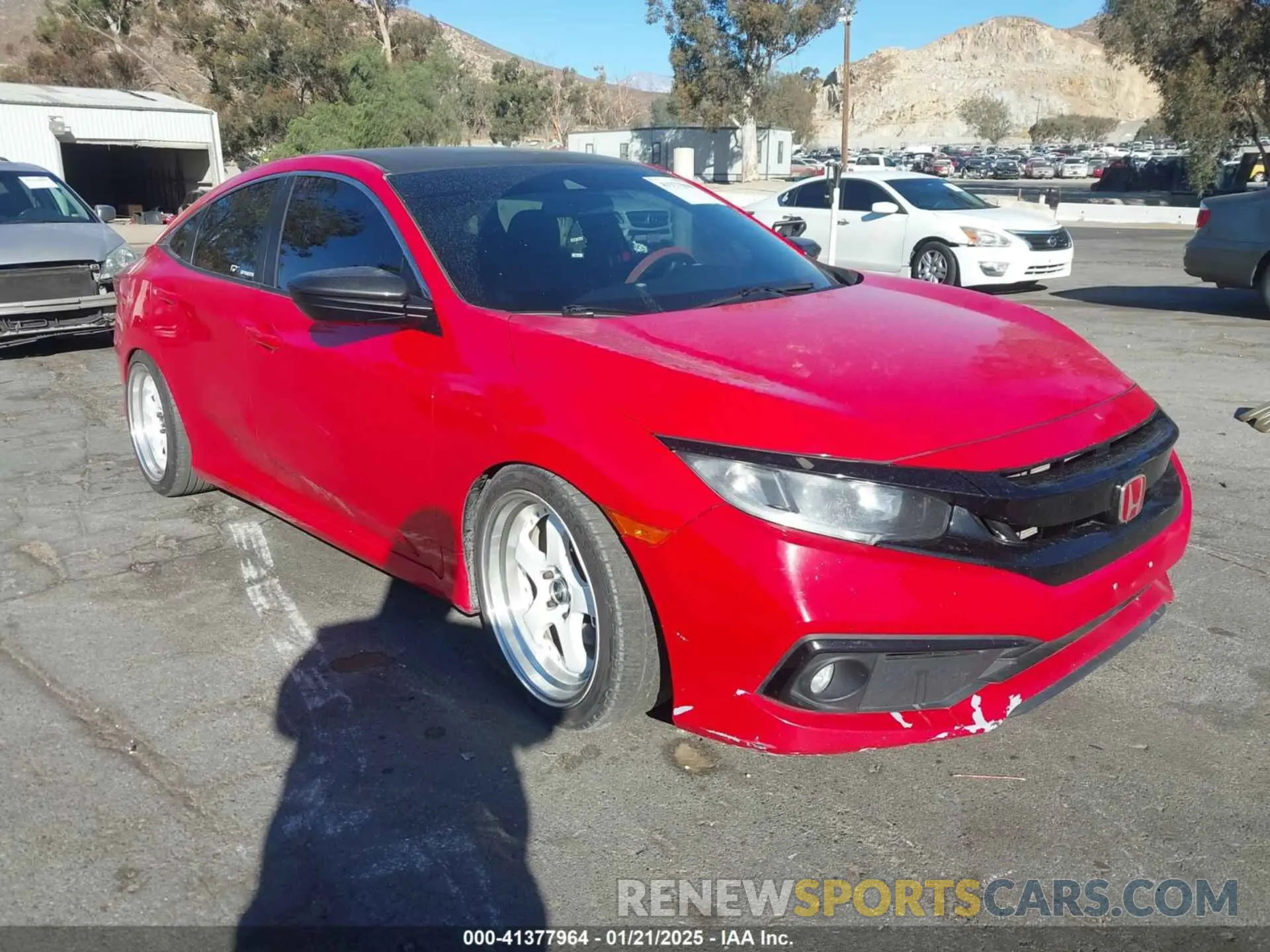 1 Photograph of a damaged car 2HGFC2F81KH538037 HONDA CIVIC 2019