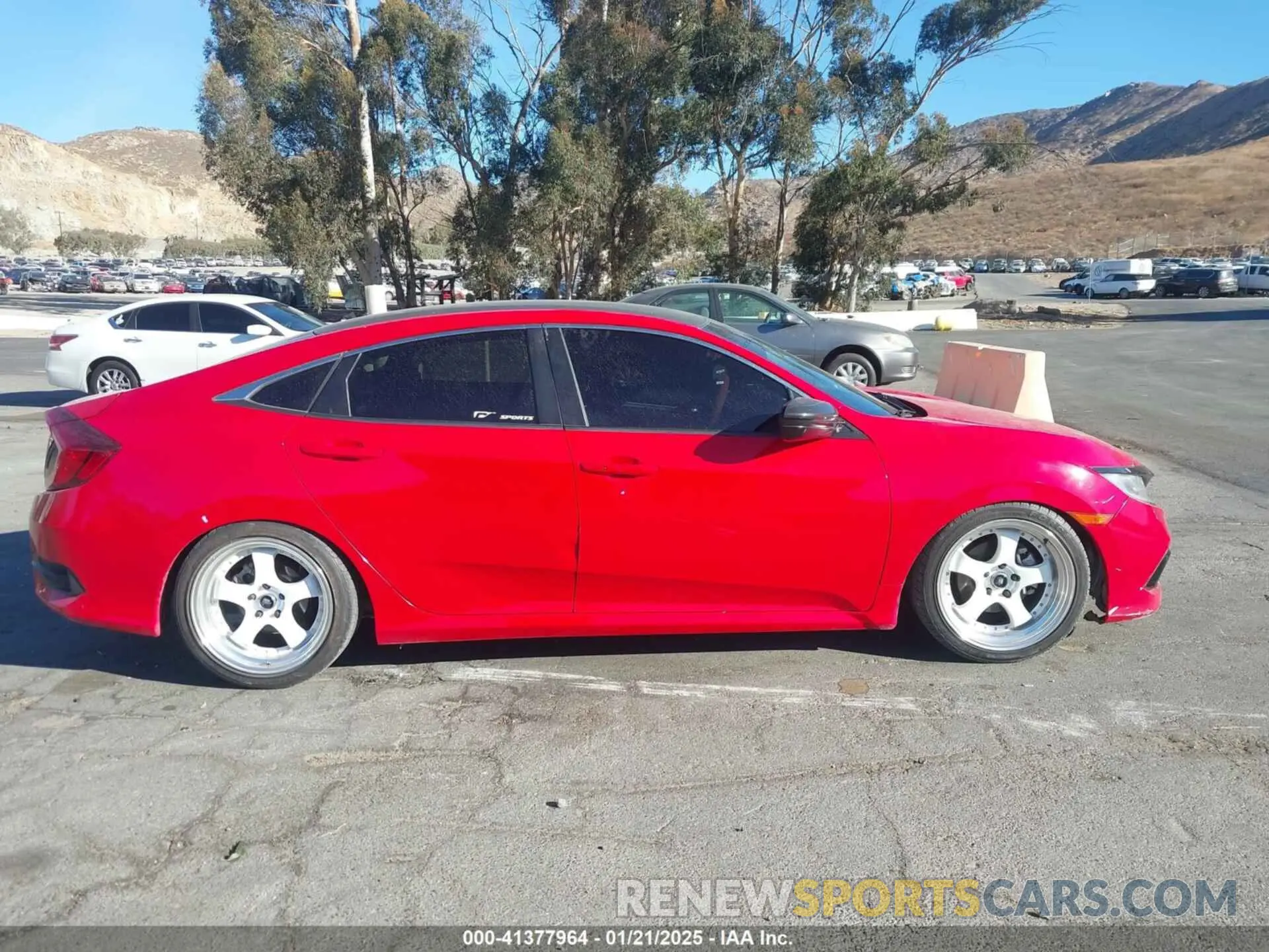 14 Photograph of a damaged car 2HGFC2F81KH538037 HONDA CIVIC 2019