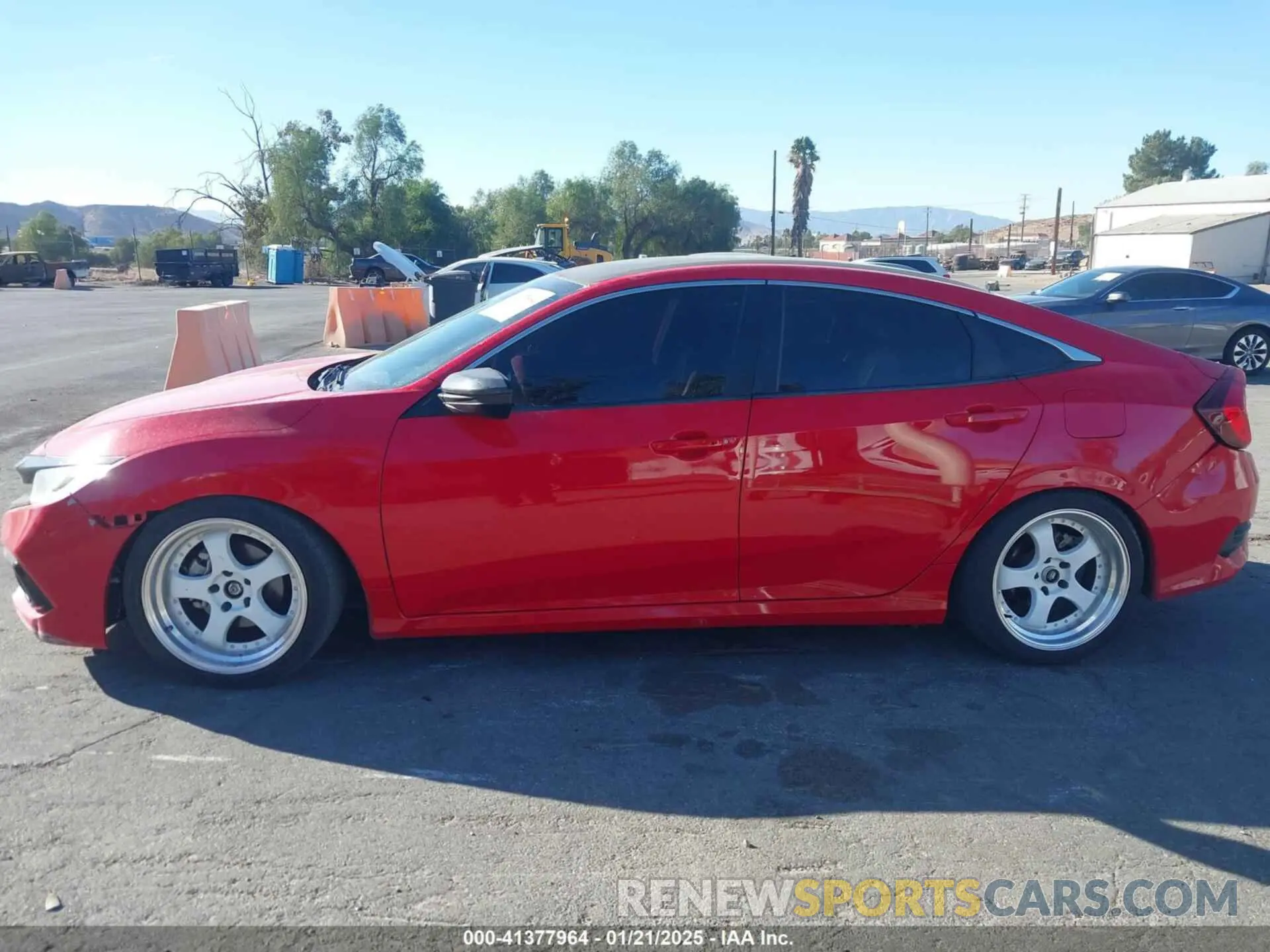 15 Photograph of a damaged car 2HGFC2F81KH538037 HONDA CIVIC 2019