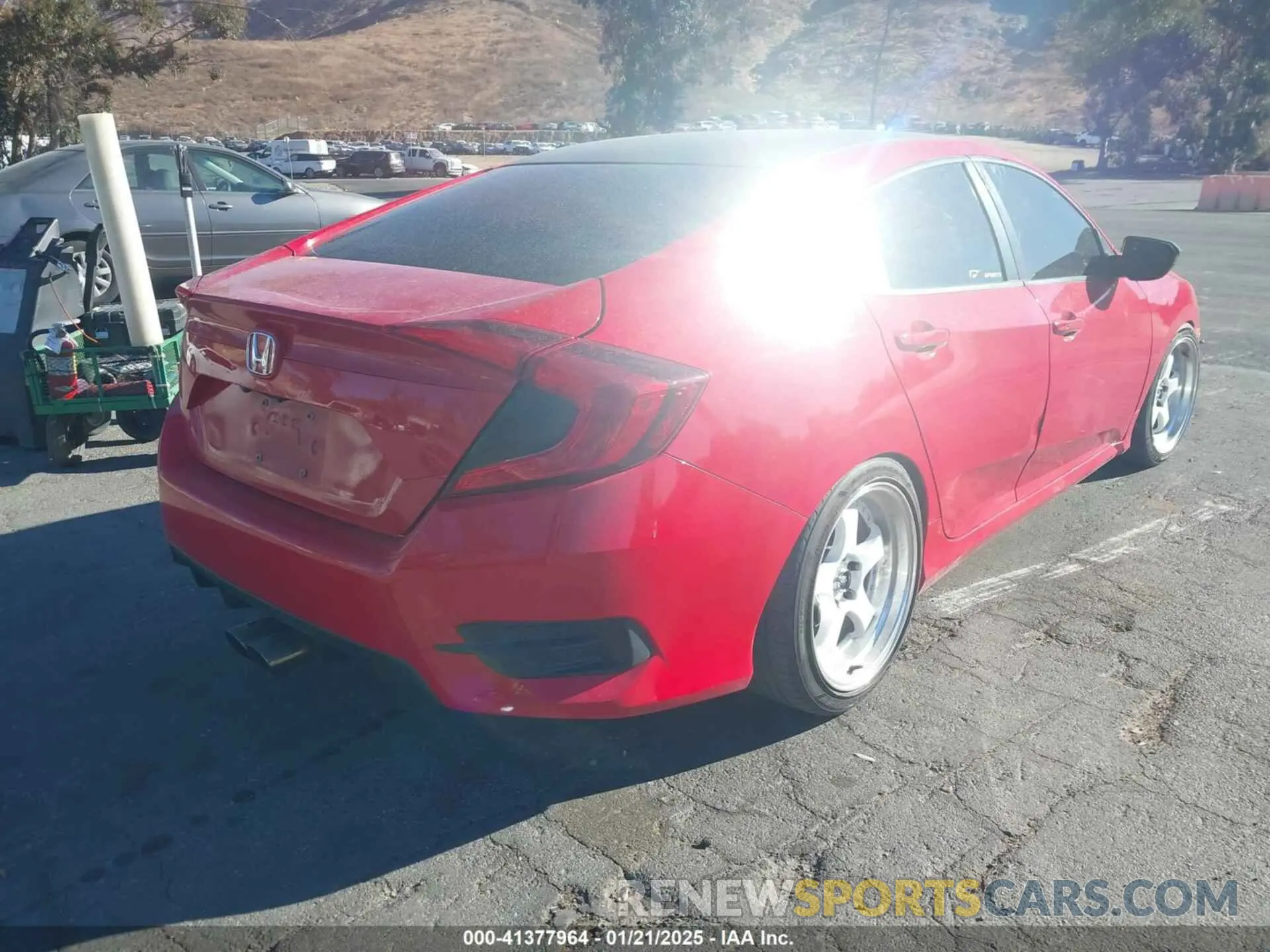 4 Photograph of a damaged car 2HGFC2F81KH538037 HONDA CIVIC 2019