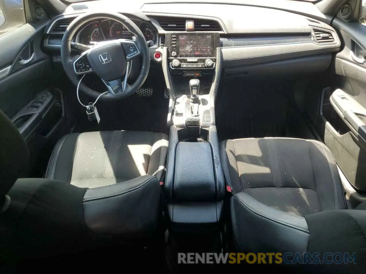 8 Photograph of a damaged car 2HGFC2F81KH539088 HONDA CIVIC 2019