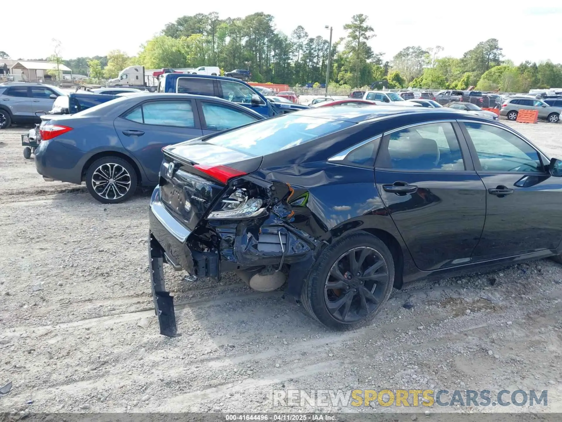 6 Photograph of a damaged car 2HGFC2F81KH548051 HONDA CIVIC 2019