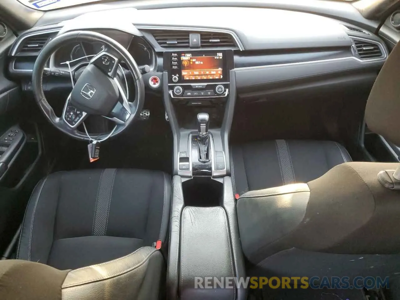8 Photograph of a damaged car 2HGFC2F81KH583088 HONDA CIVIC 2019