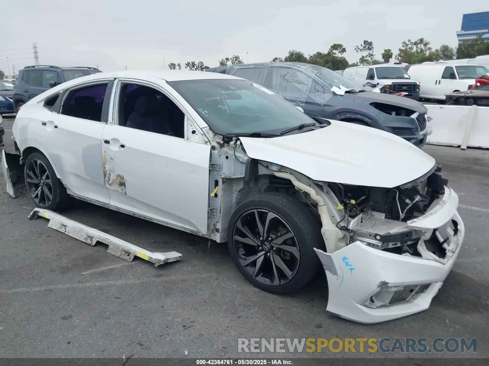 1 Photograph of a damaged car 2HGFC2F82KH539469 HONDA CIVIC 2019