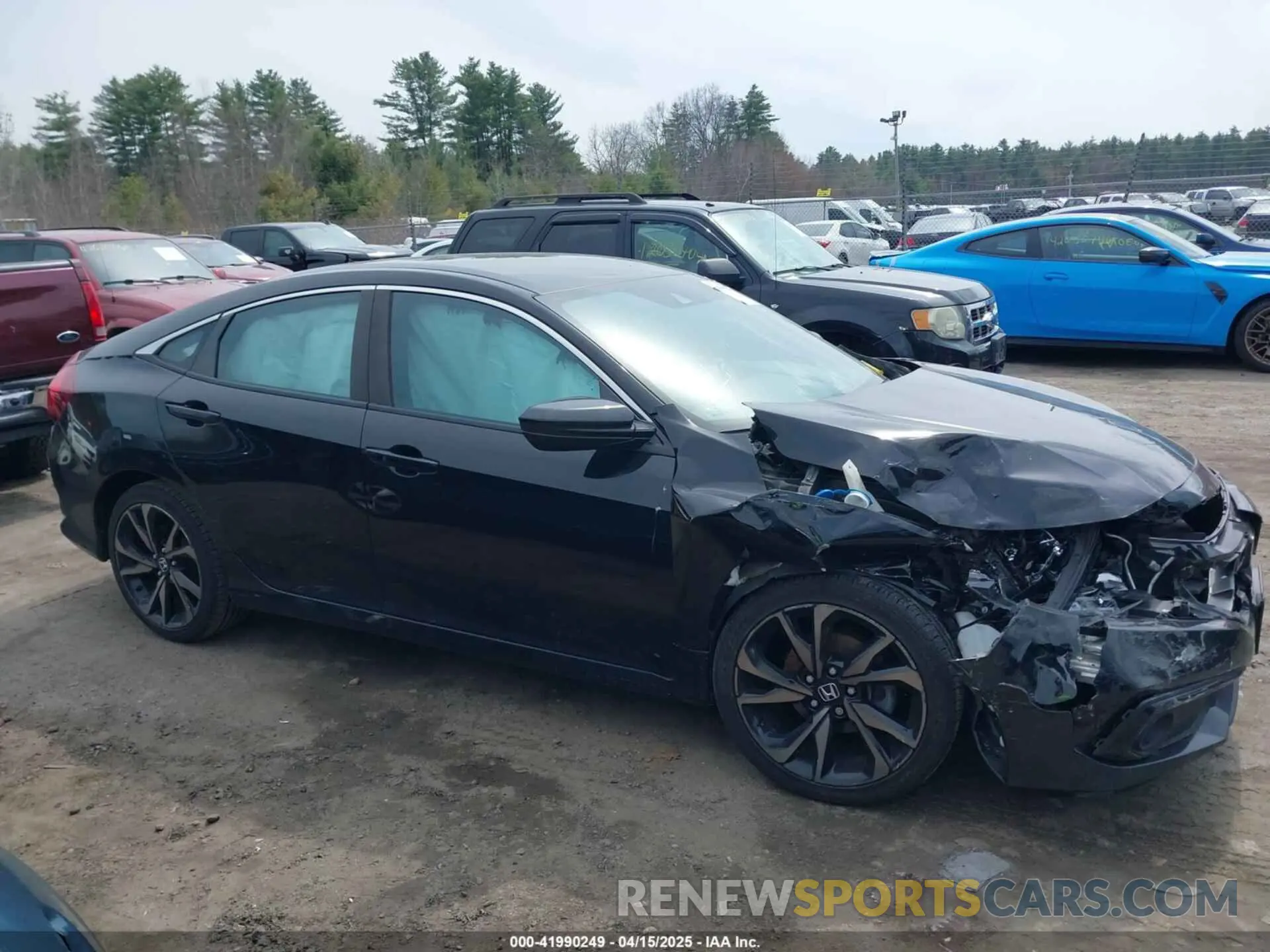 13 Photograph of a damaged car 2HGFC2F82KH595024 HONDA CIVIC 2019