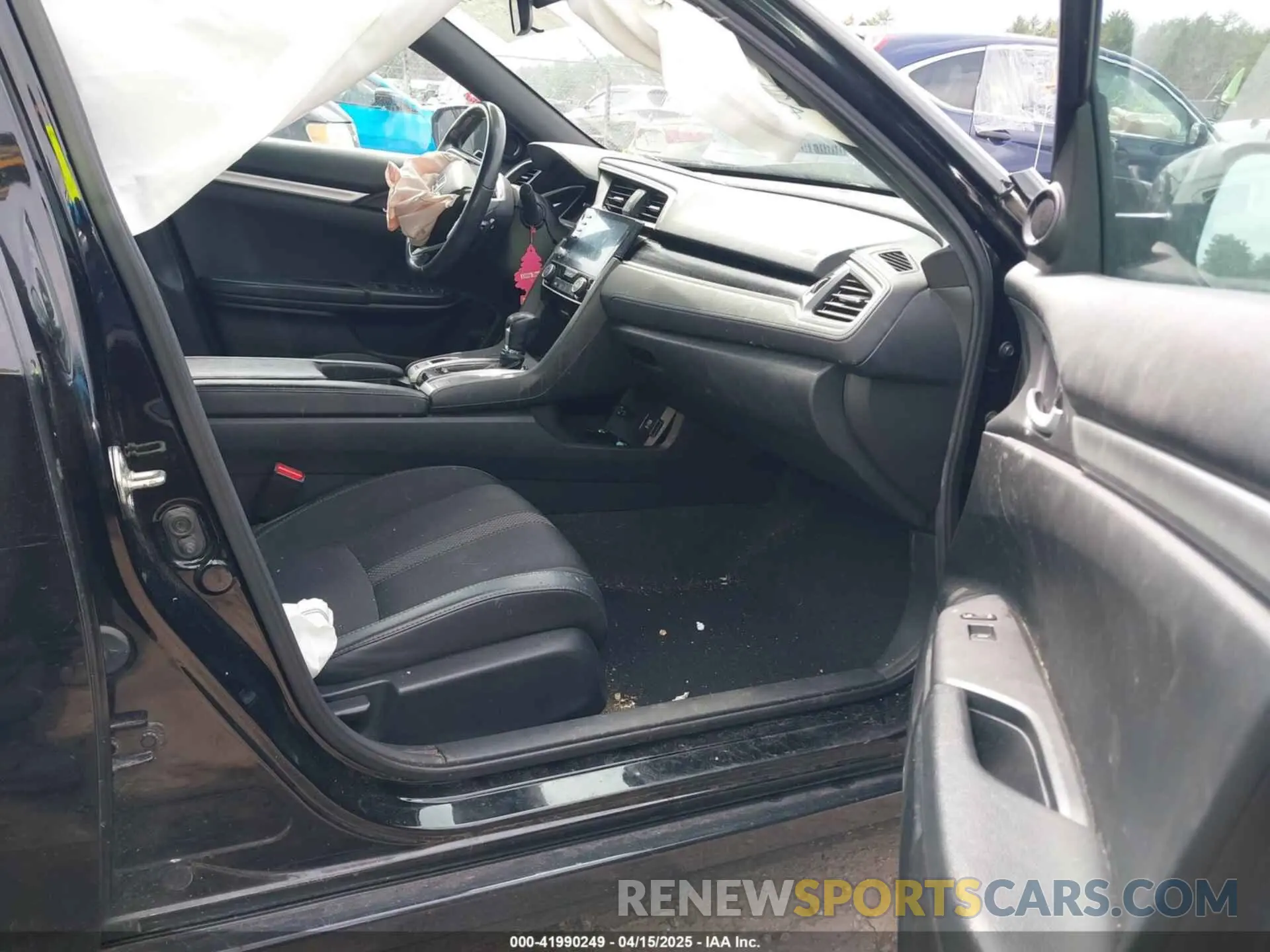 5 Photograph of a damaged car 2HGFC2F82KH595024 HONDA CIVIC 2019