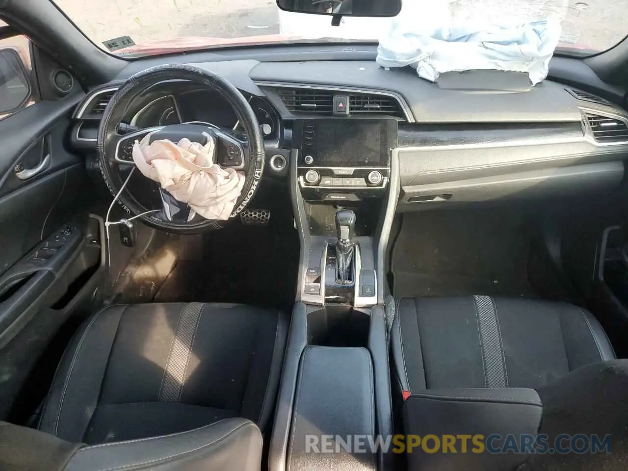 8 Photograph of a damaged car 2HGFC2F82KH597601 HONDA CIVIC 2019