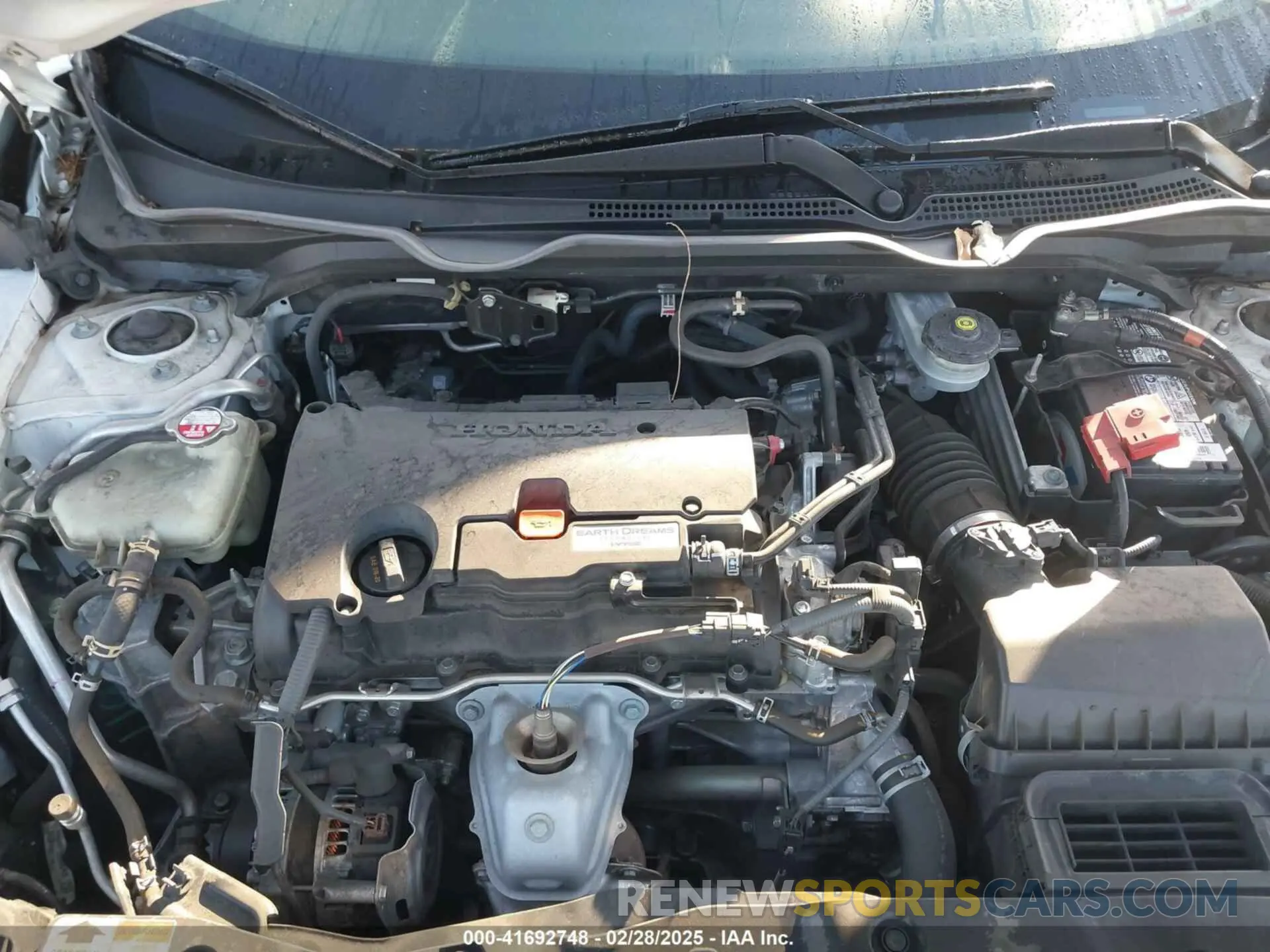 10 Photograph of a damaged car 2HGFC2F82KH601372 HONDA CIVIC 2019