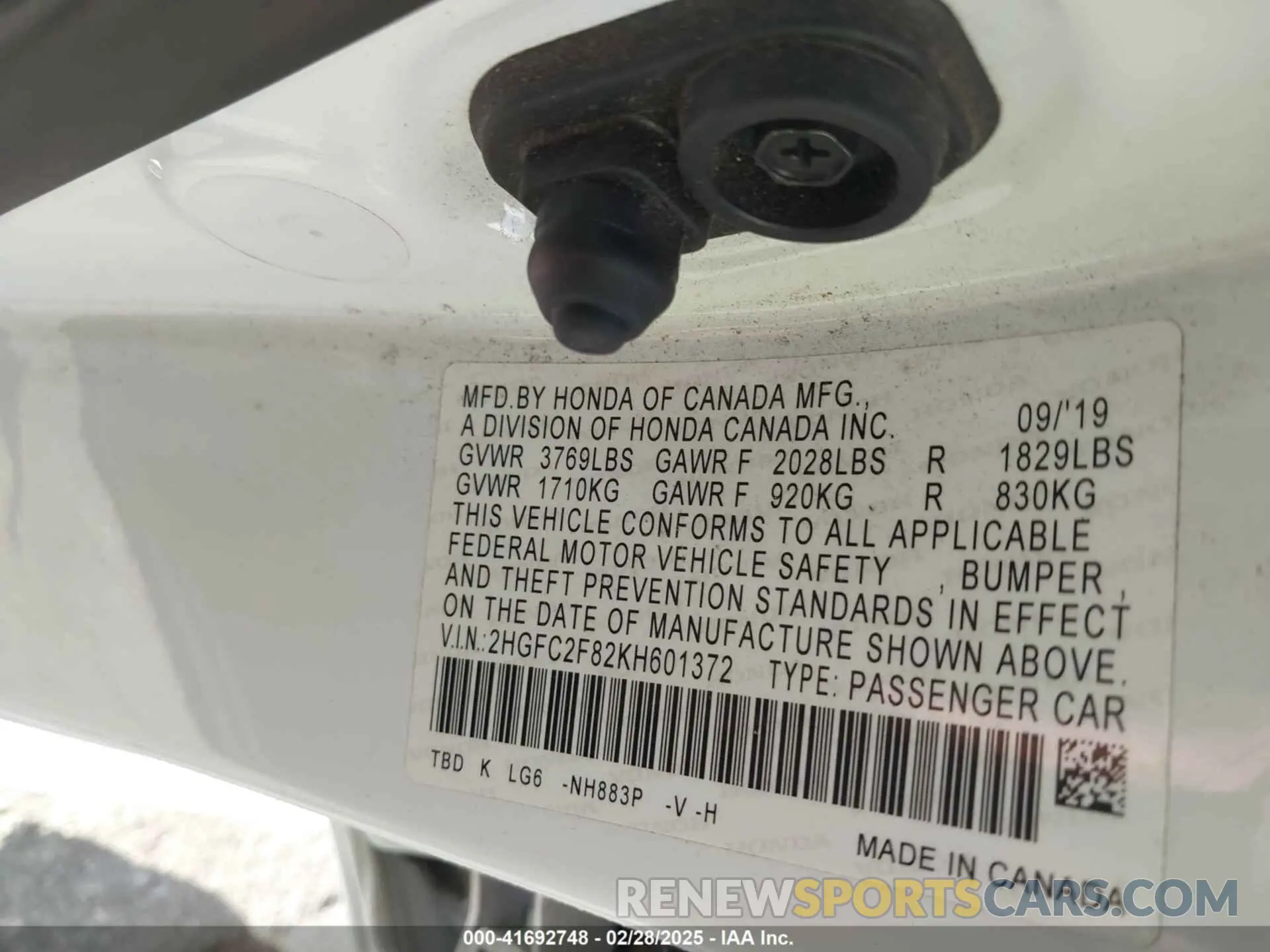 9 Photograph of a damaged car 2HGFC2F82KH601372 HONDA CIVIC 2019