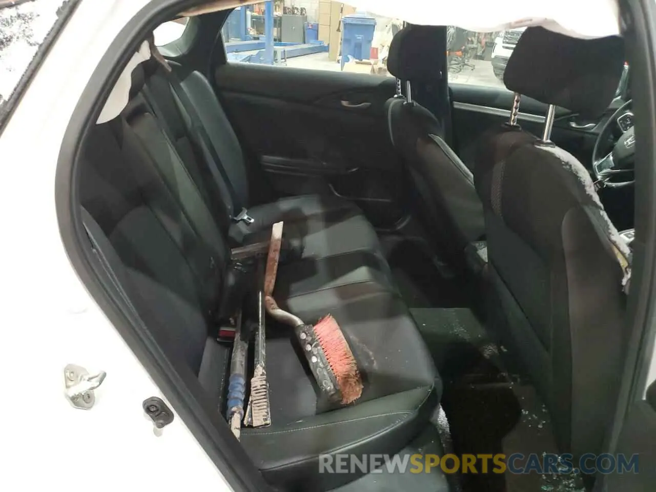 10 Photograph of a damaged car 2HGFC2F83KH032998 HONDA CIVIC 2019