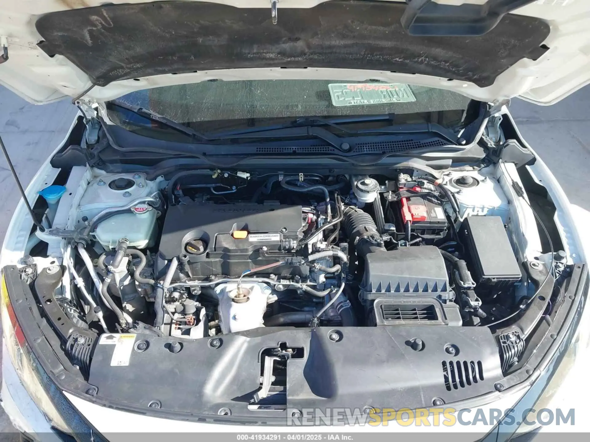 10 Photograph of a damaged car 2HGFC2F83KH509185 HONDA CIVIC 2019
