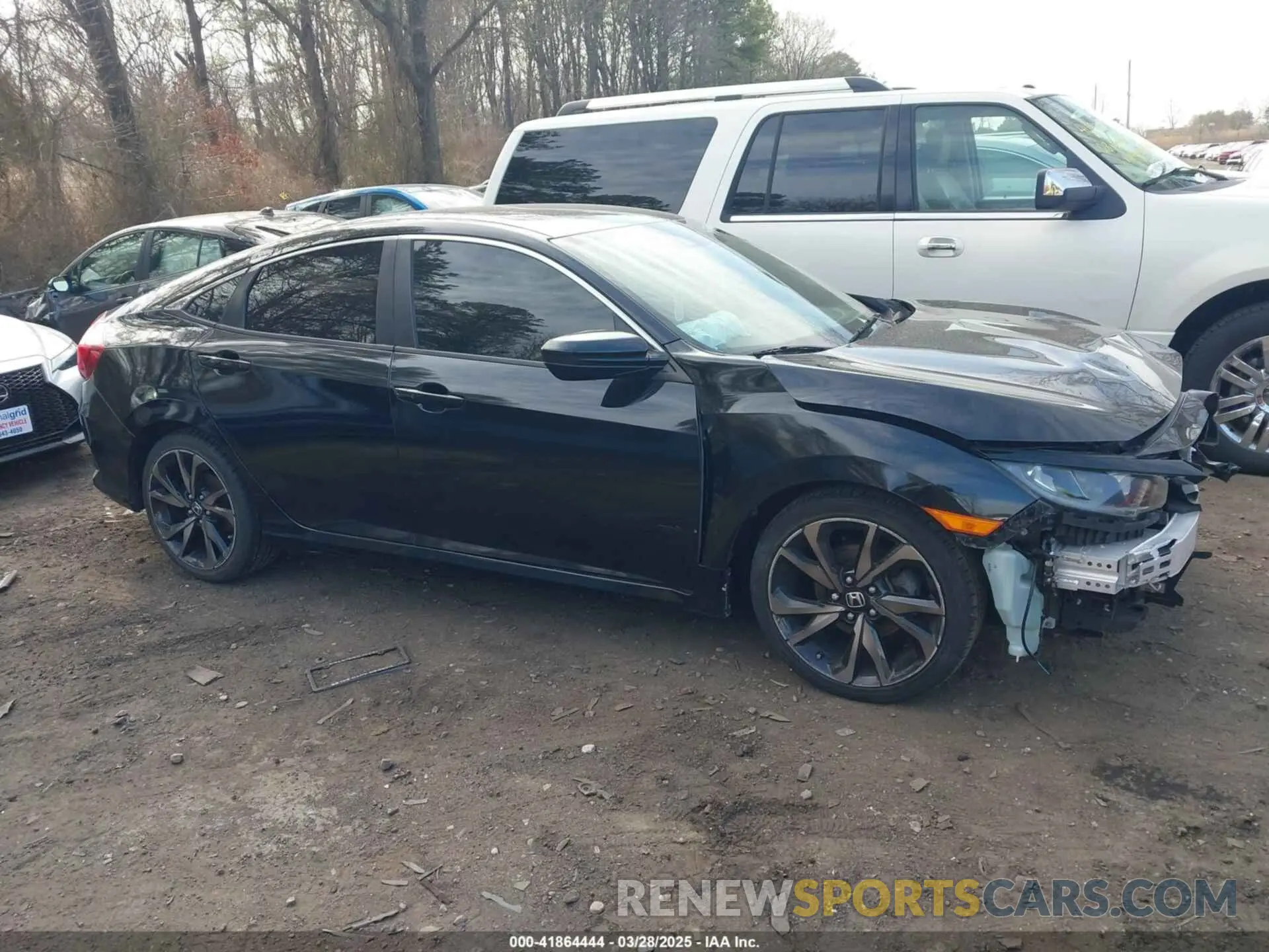 13 Photograph of a damaged car 2HGFC2F83KH514127 HONDA CIVIC 2019