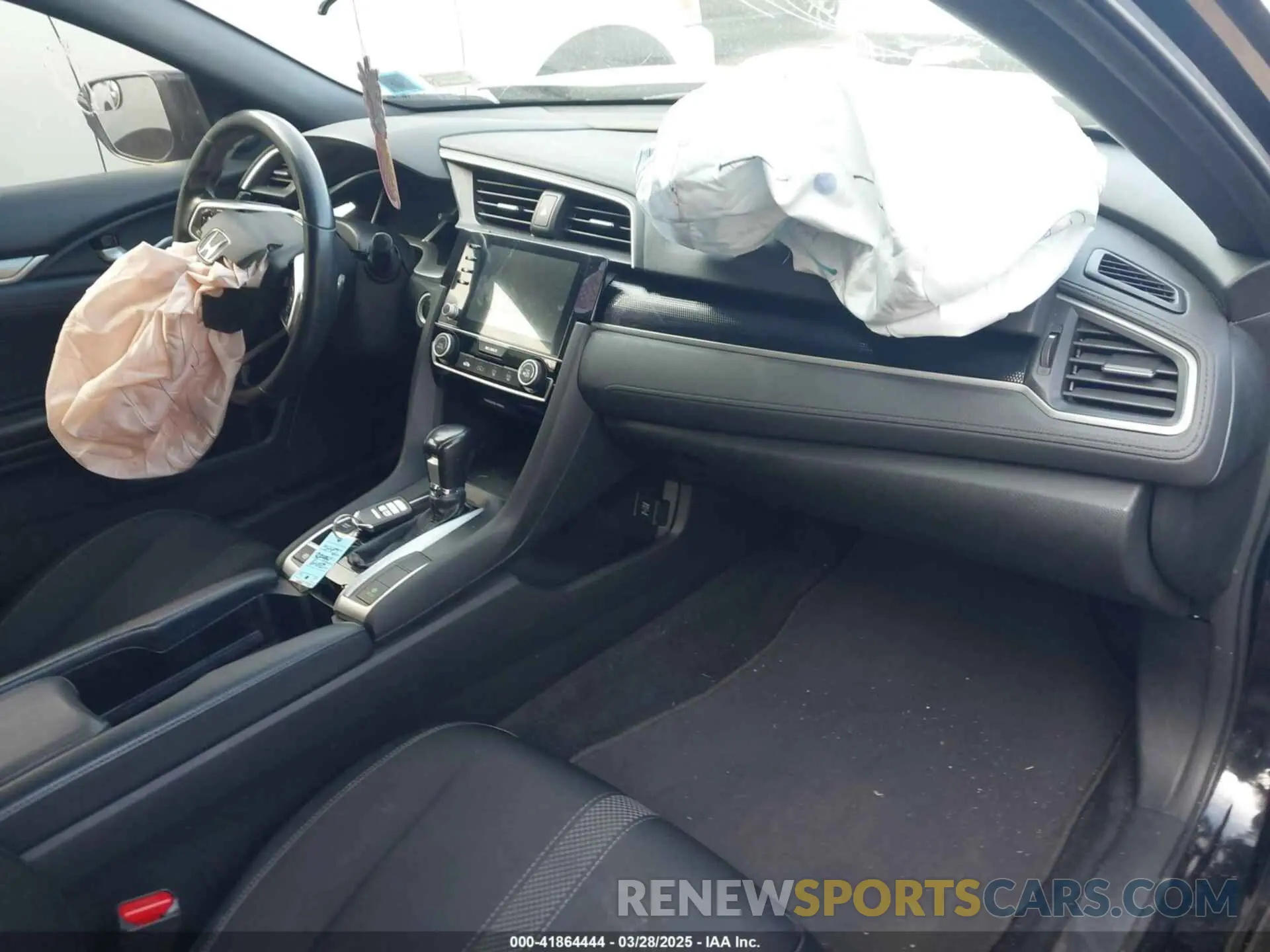 5 Photograph of a damaged car 2HGFC2F83KH514127 HONDA CIVIC 2019