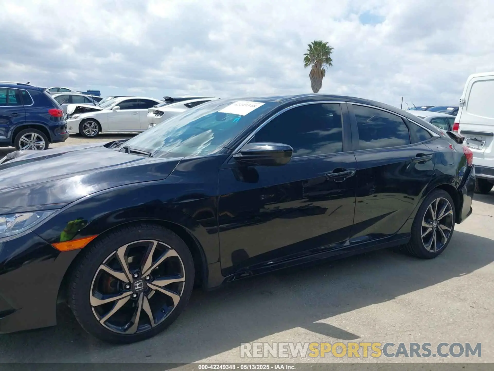 14 Photograph of a damaged car 2HGFC2F83KH521367 HONDA CIVIC 2019