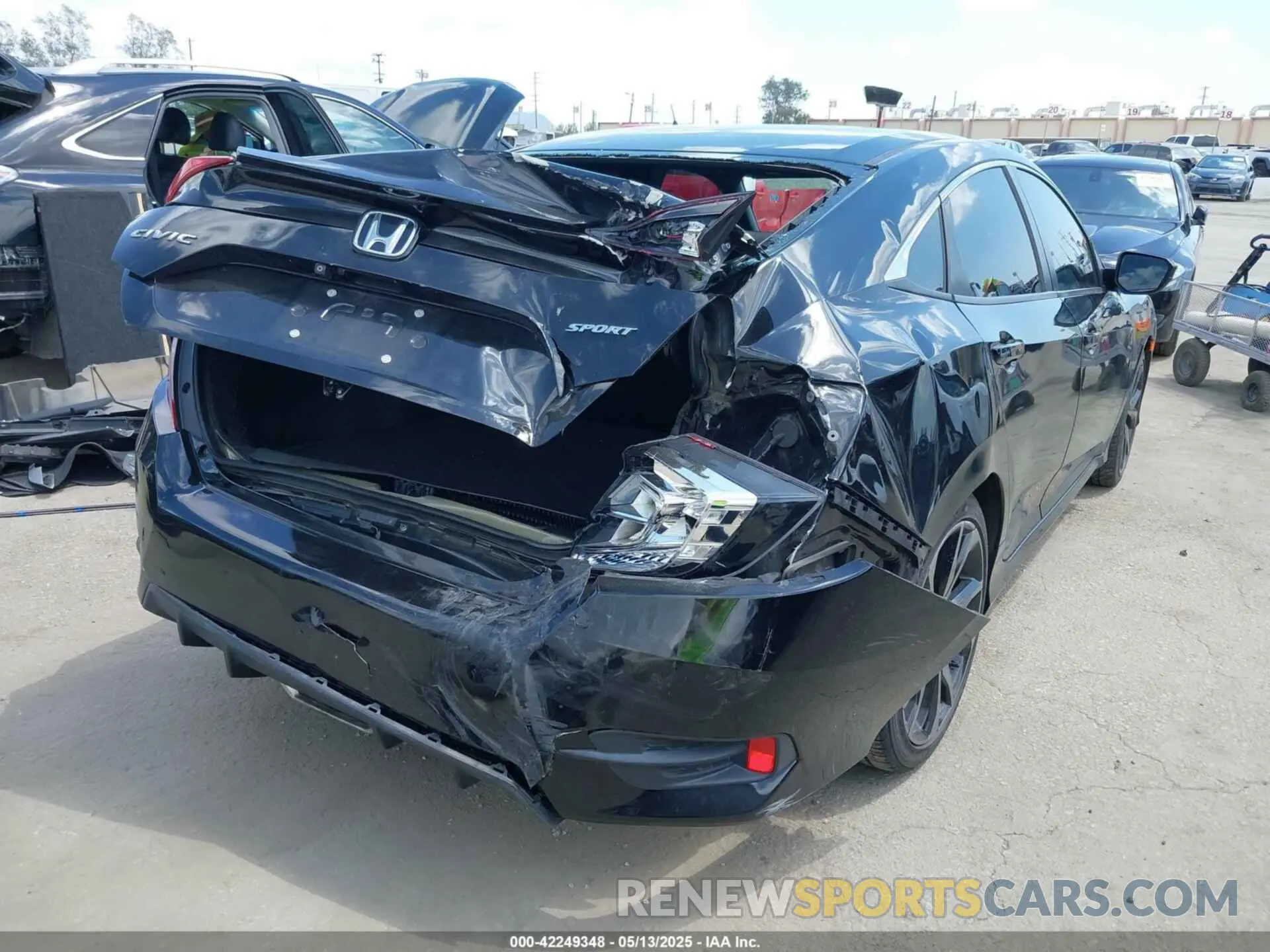 4 Photograph of a damaged car 2HGFC2F83KH521367 HONDA CIVIC 2019