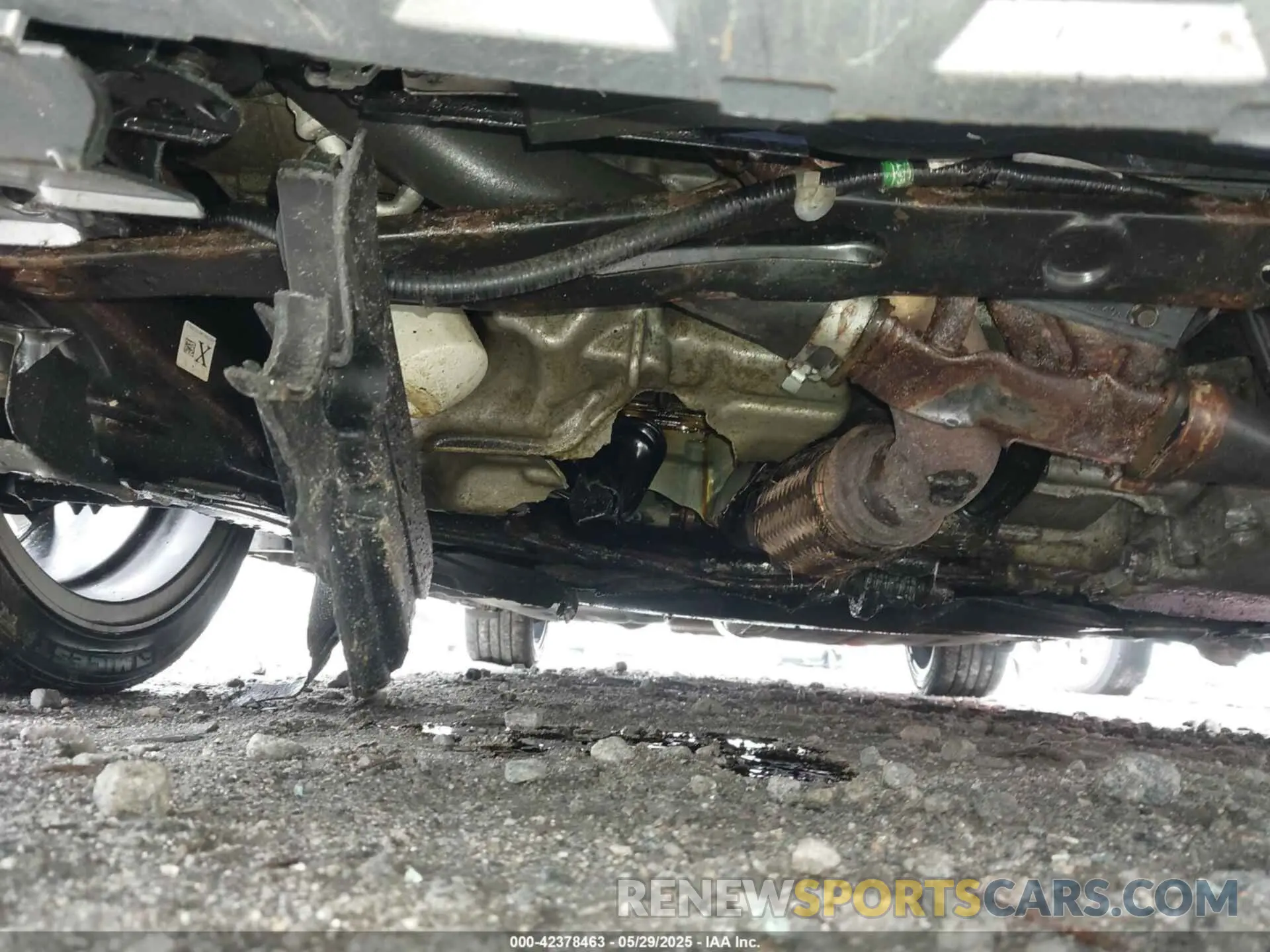 6 Photograph of a damaged car 2HGFC2F83KH527766 HONDA CIVIC 2019