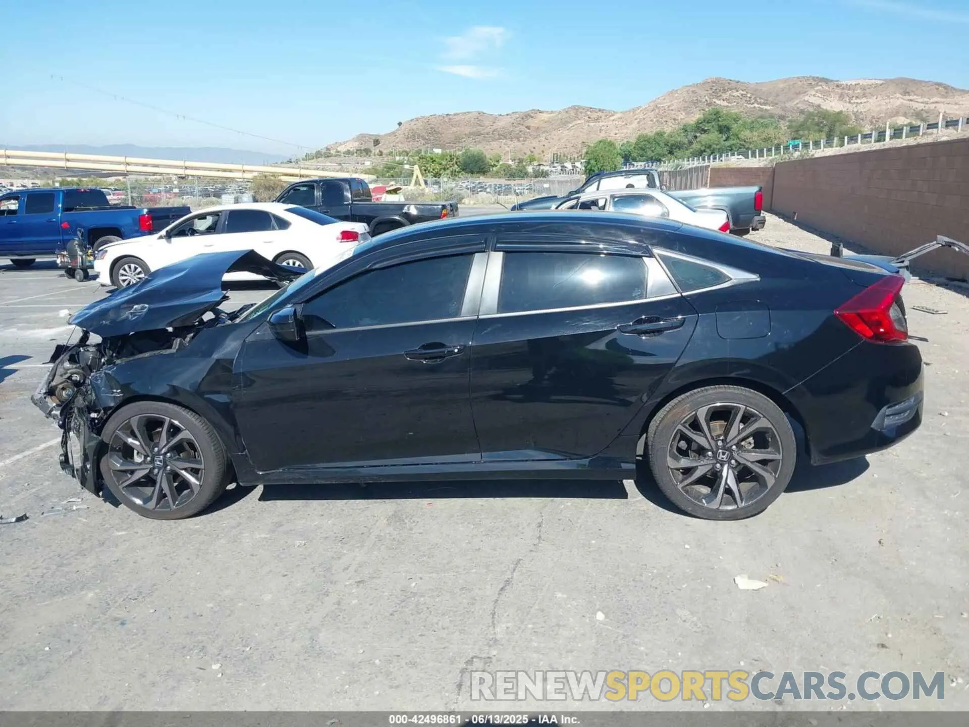 14 Photograph of a damaged car 2HGFC2F83KH543689 HONDA CIVIC 2019
