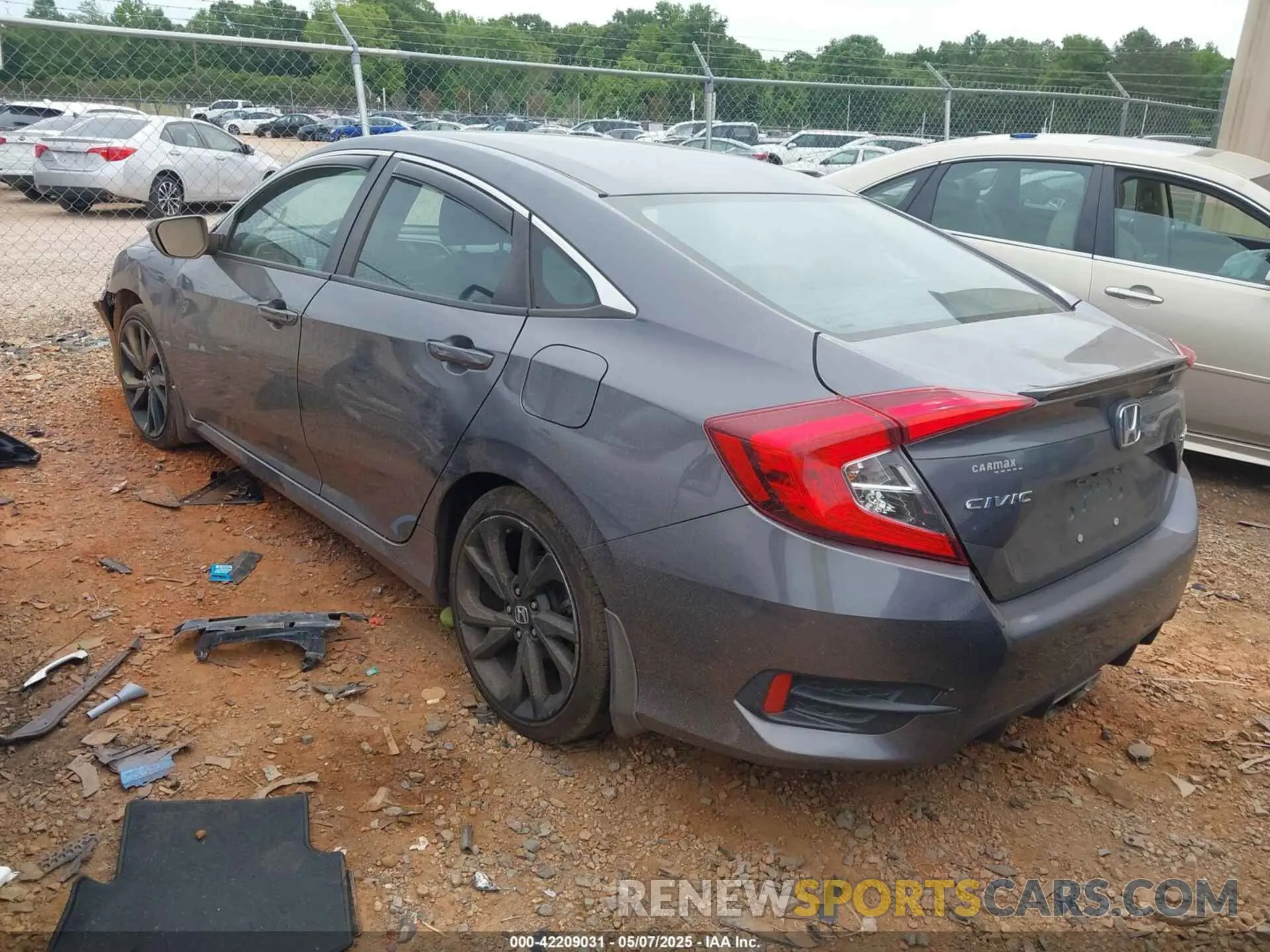 3 Photograph of a damaged car 2HGFC2F83KH562064 HONDA CIVIC 2019