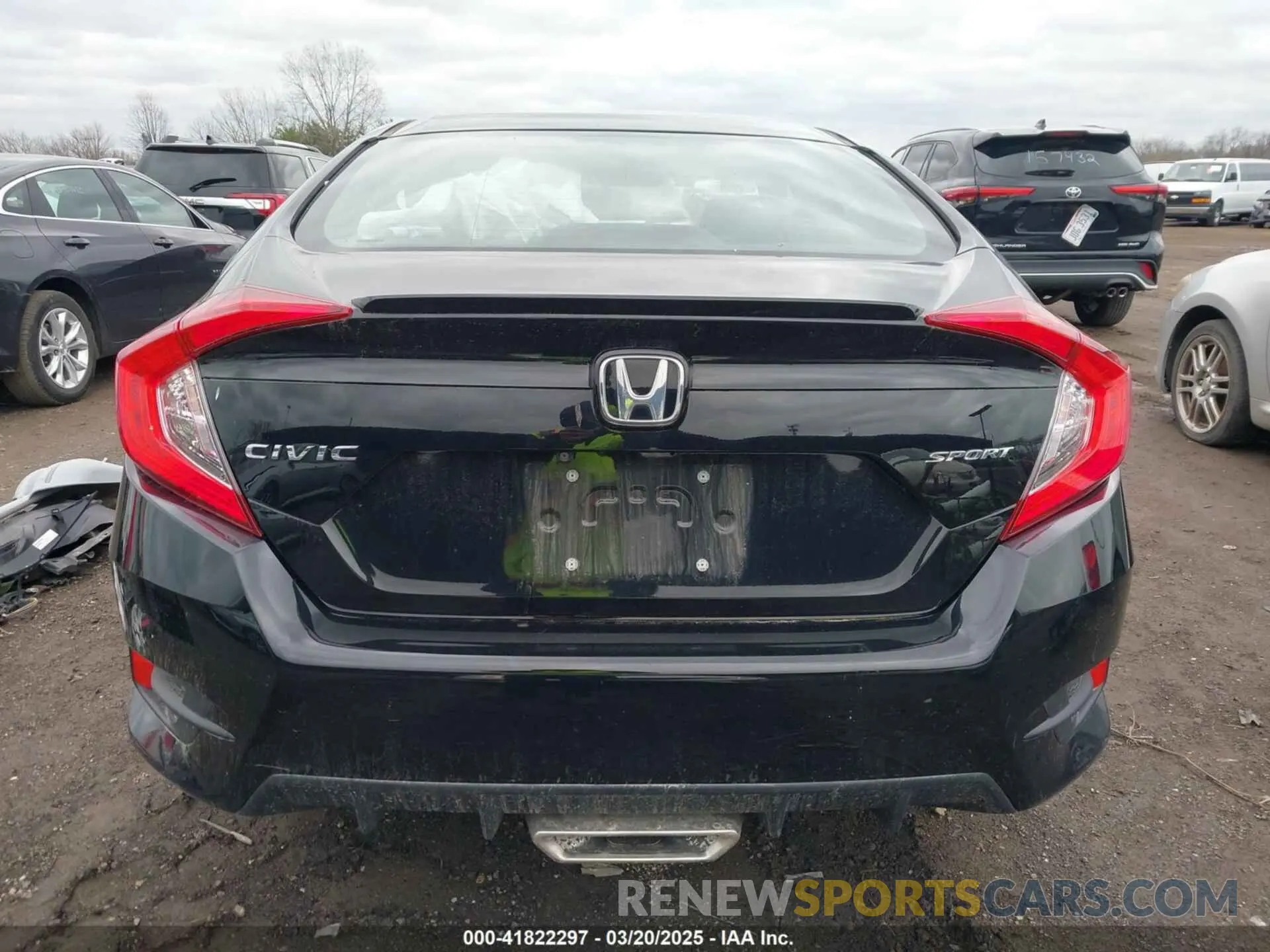 16 Photograph of a damaged car 2HGFC2F83KH566955 HONDA CIVIC 2019