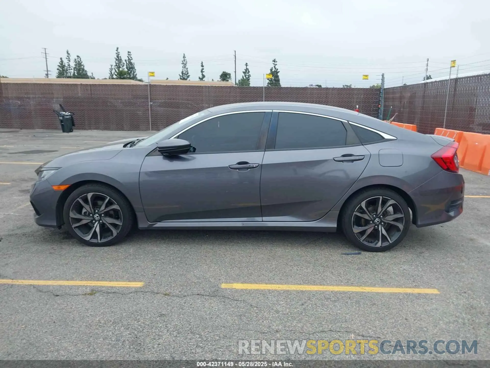 14 Photograph of a damaged car 2HGFC2F83KH584081 HONDA CIVIC 2019
