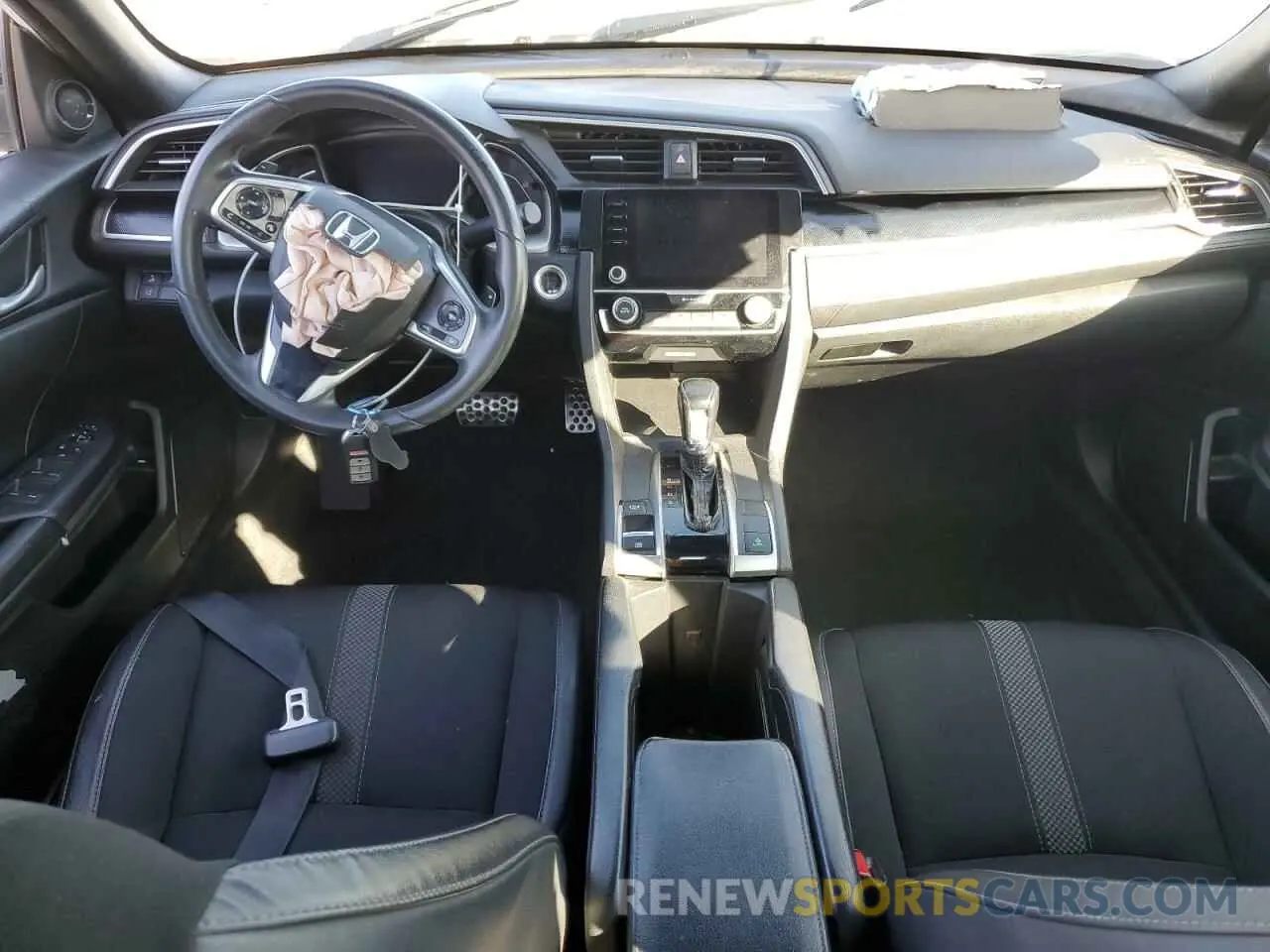 8 Photograph of a damaged car 2HGFC2F83KH587014 HONDA CIVIC 2019