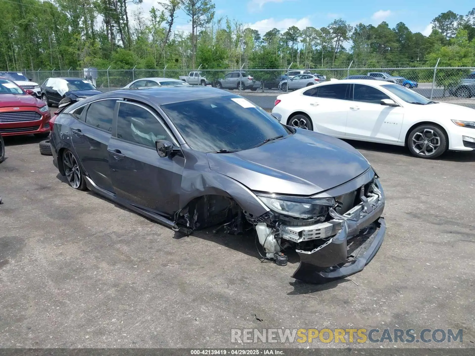1 Photograph of a damaged car 2HGFC2F83KH590804 HONDA CIVIC 2019
