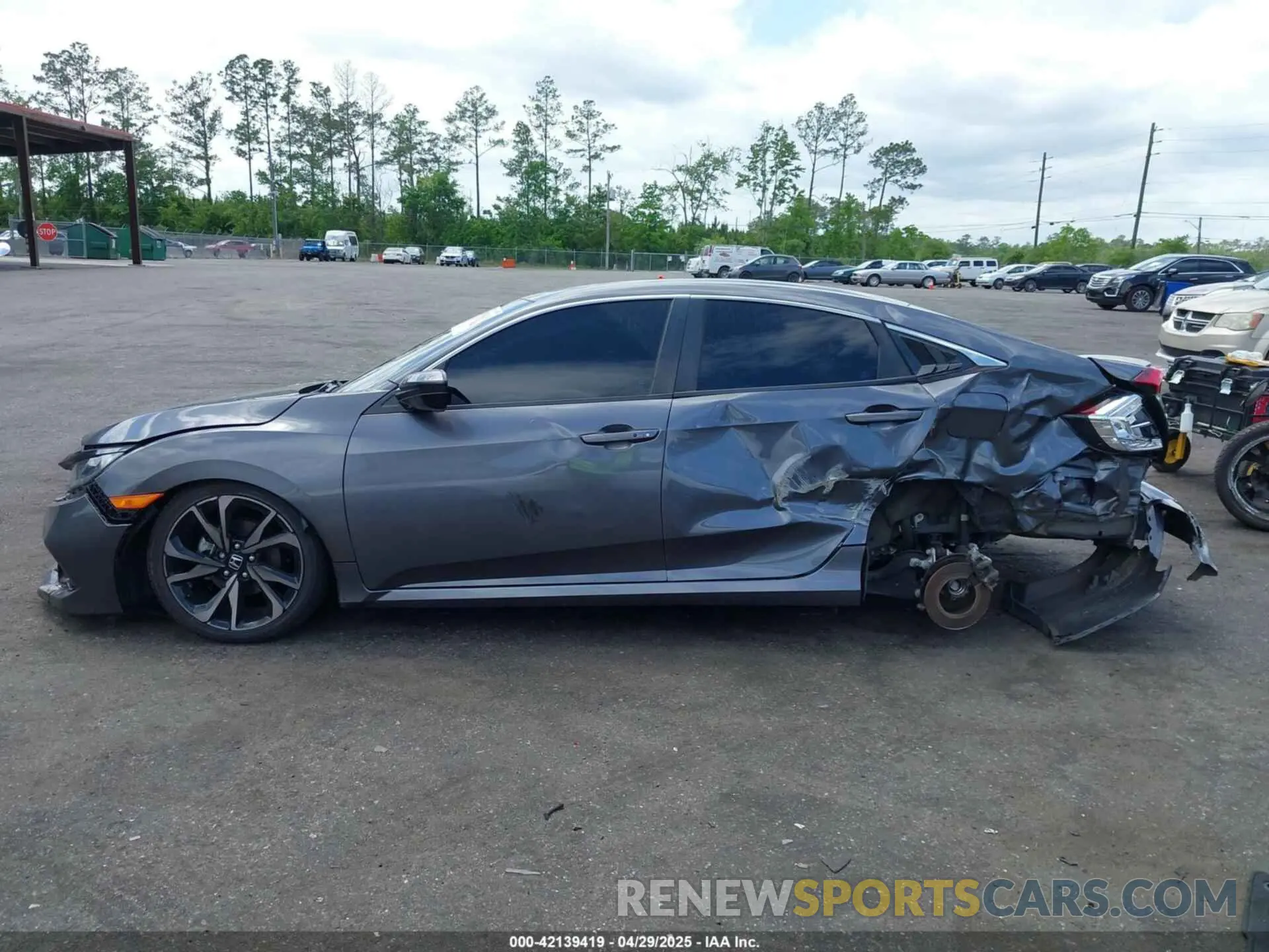 14 Photograph of a damaged car 2HGFC2F83KH590804 HONDA CIVIC 2019