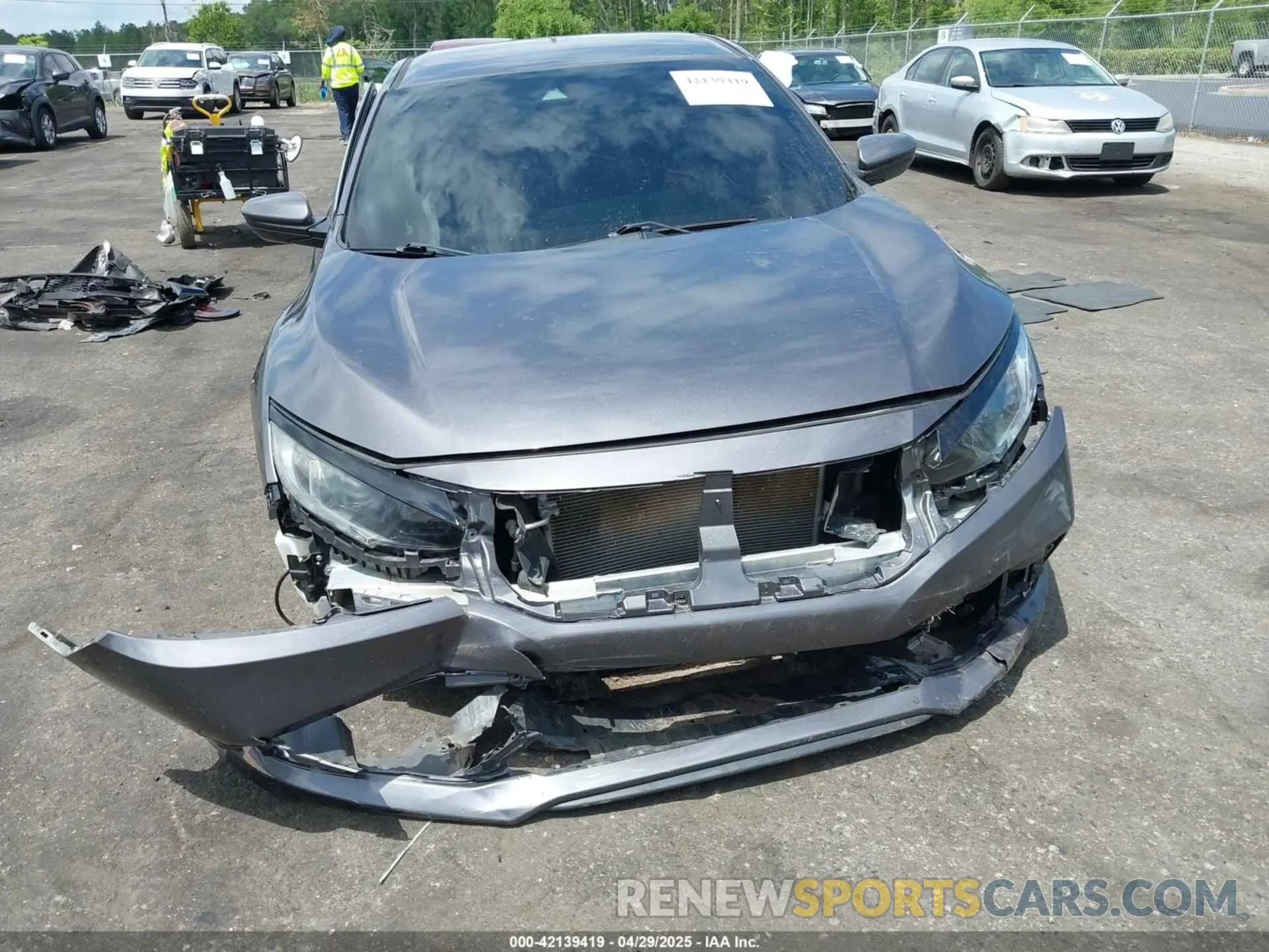 6 Photograph of a damaged car 2HGFC2F83KH590804 HONDA CIVIC 2019