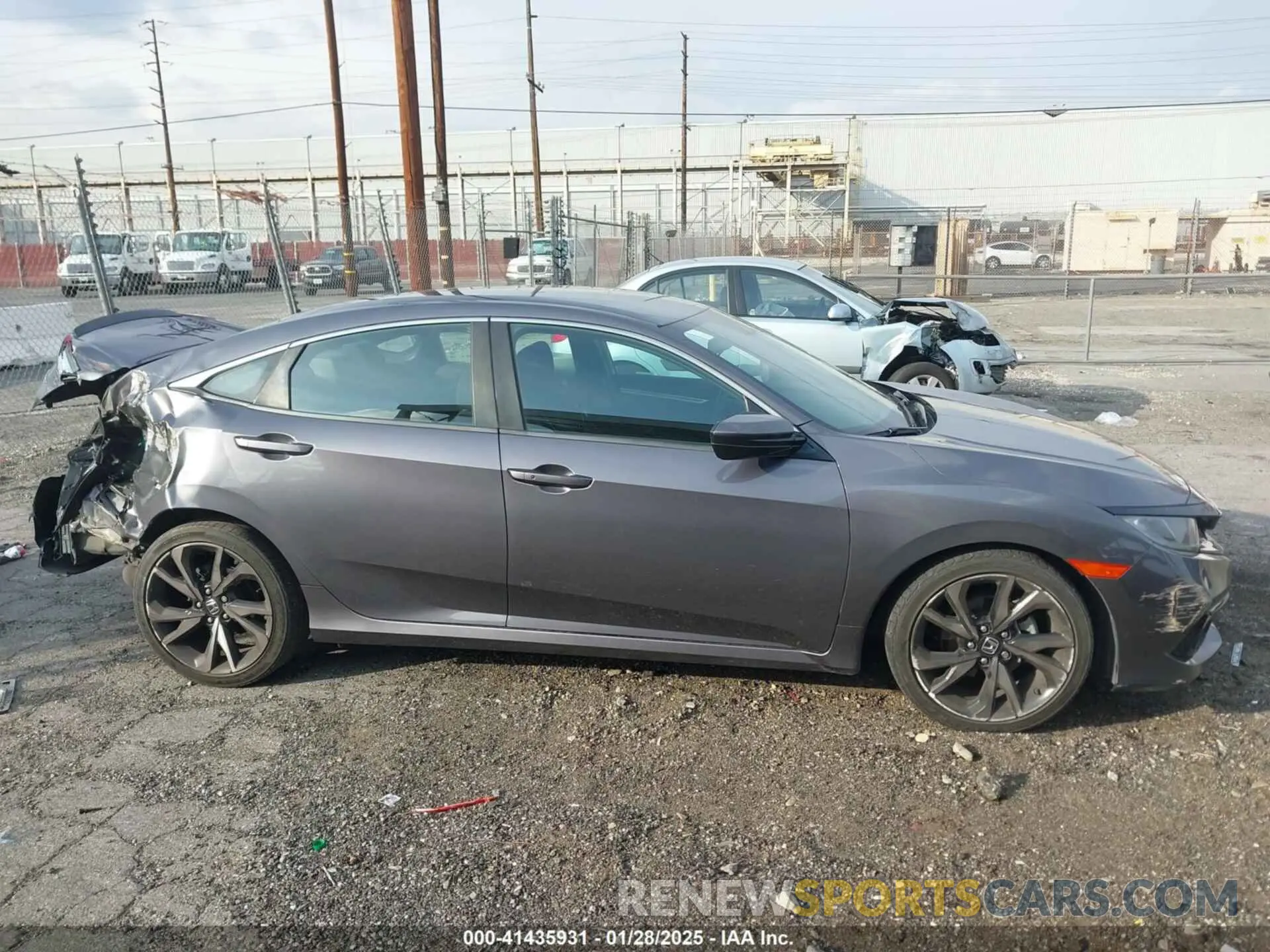 13 Photograph of a damaged car 2HGFC2F84KH530157 HONDA CIVIC 2019