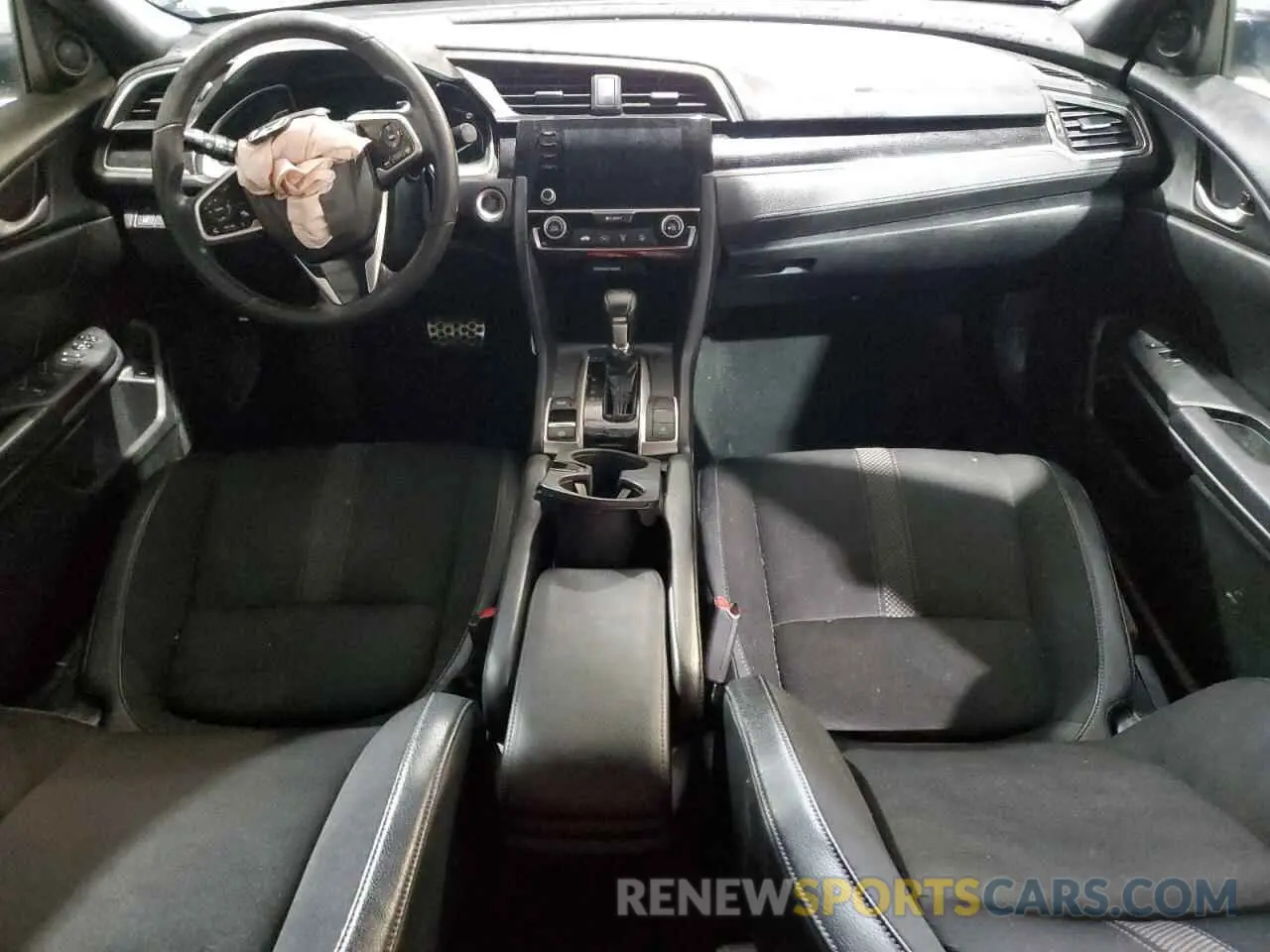 8 Photograph of a damaged car 2HGFC2F84KH553700 HONDA CIVIC 2019