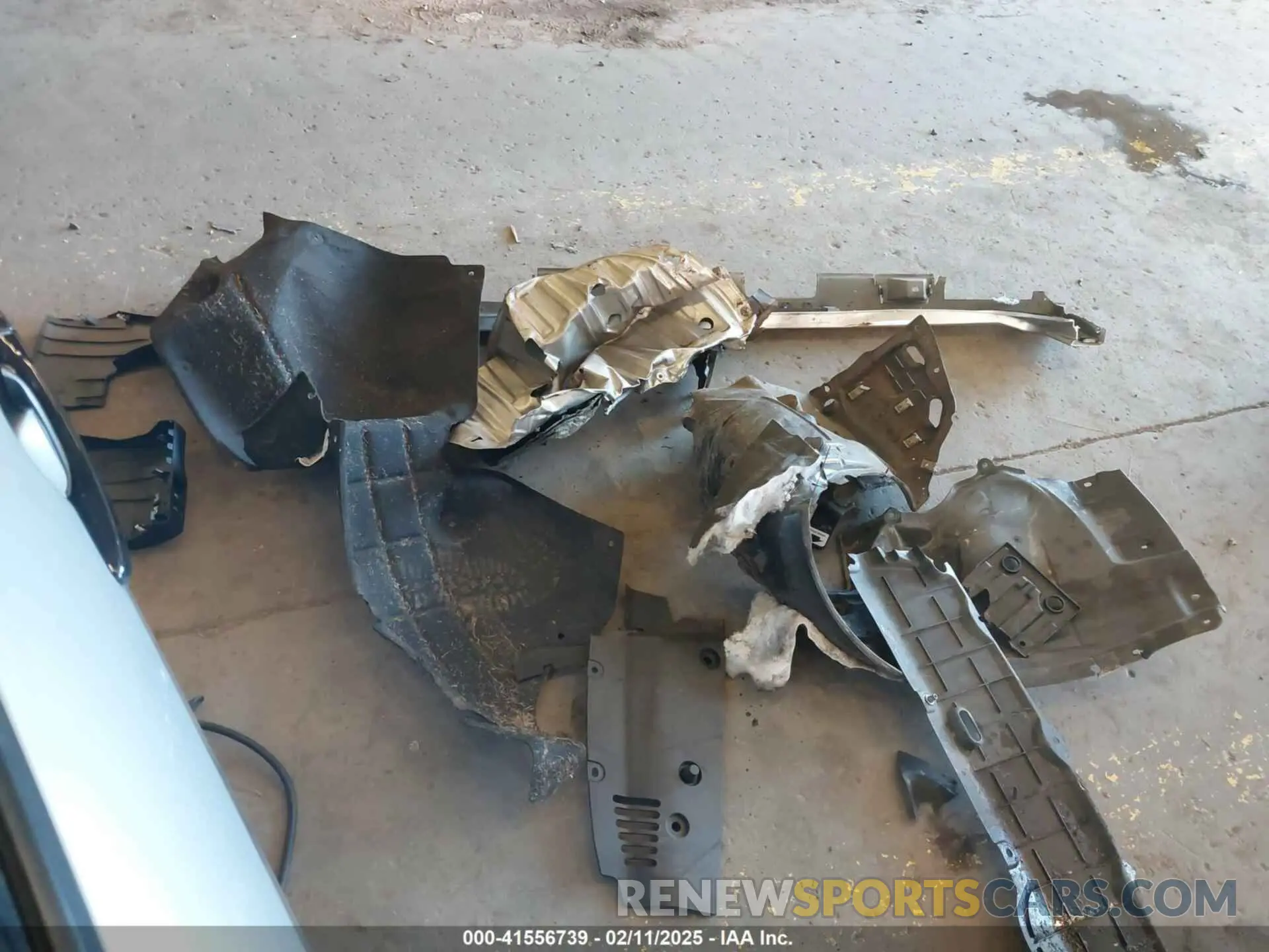 12 Photograph of a damaged car 2HGFC2F84KH576619 HONDA CIVIC 2019