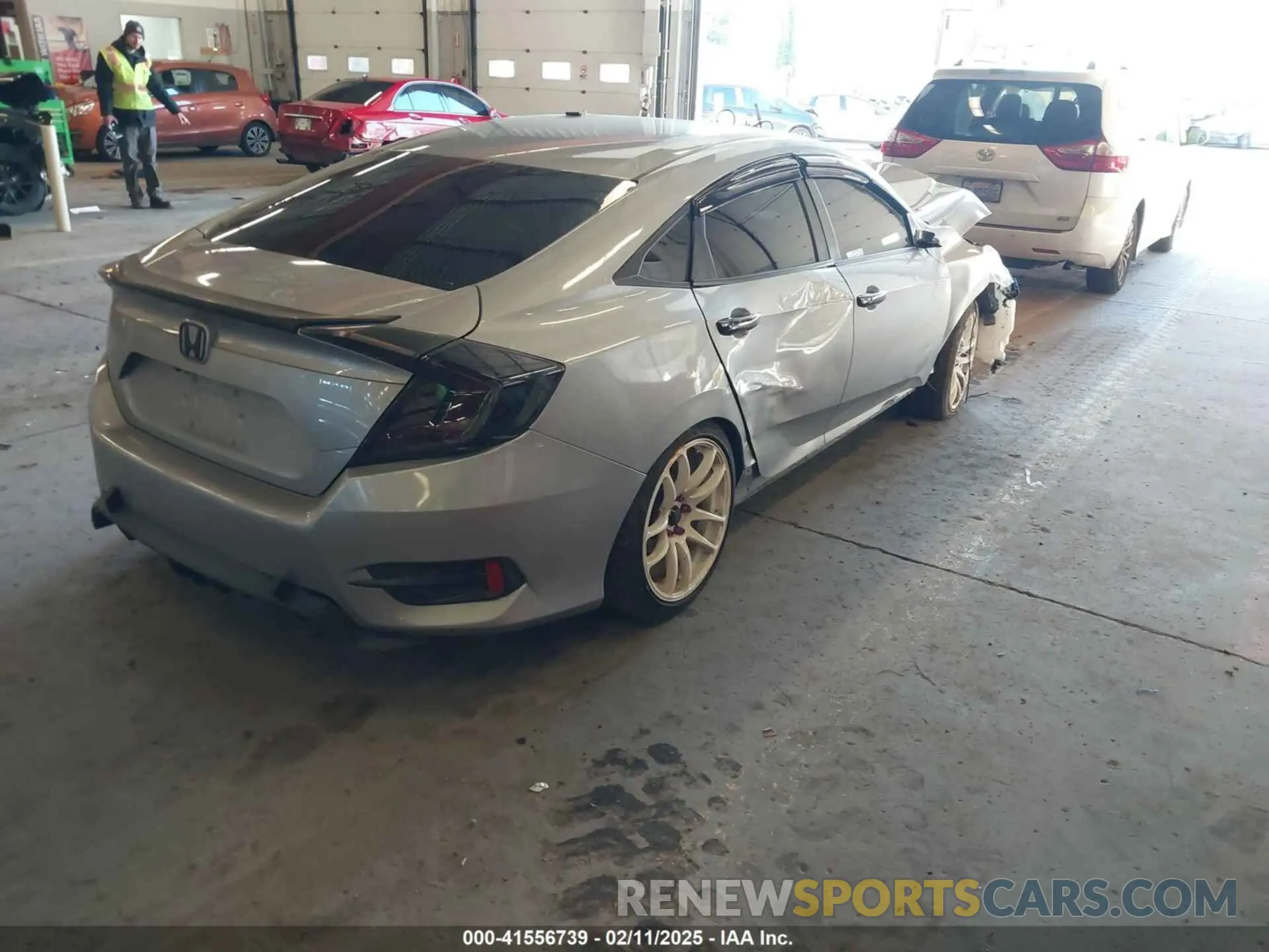 4 Photograph of a damaged car 2HGFC2F84KH576619 HONDA CIVIC 2019