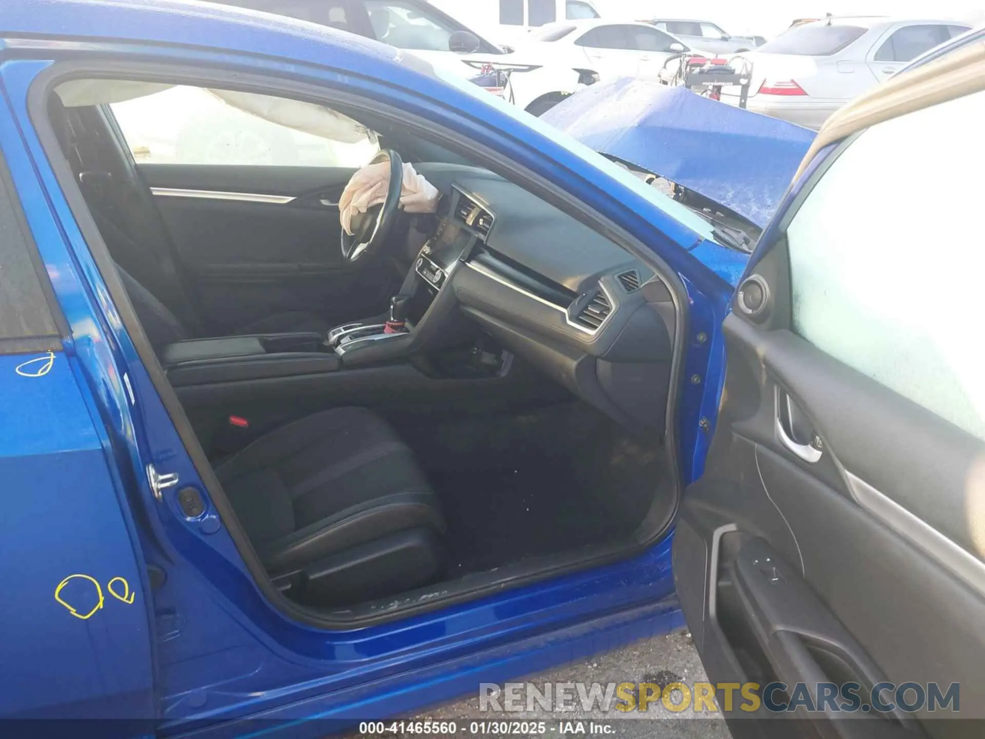 5 Photograph of a damaged car 2HGFC2F84KH586468 HONDA CIVIC 2019