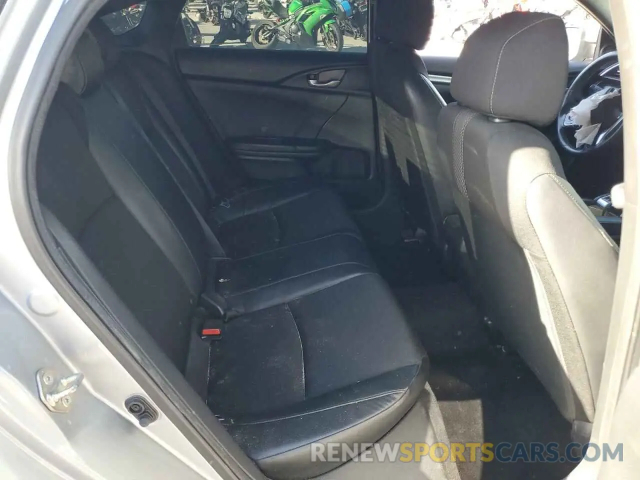 10 Photograph of a damaged car 2HGFC2F84KH593050 HONDA CIVIC 2019