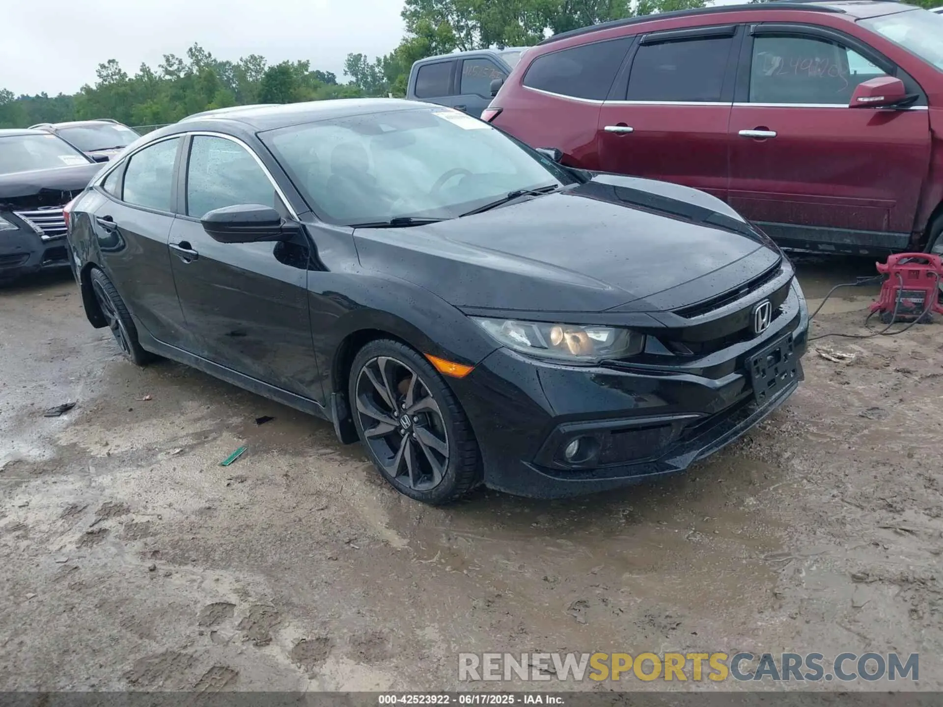 1 Photograph of a damaged car 2HGFC2F85KH514081 HONDA CIVIC 2019