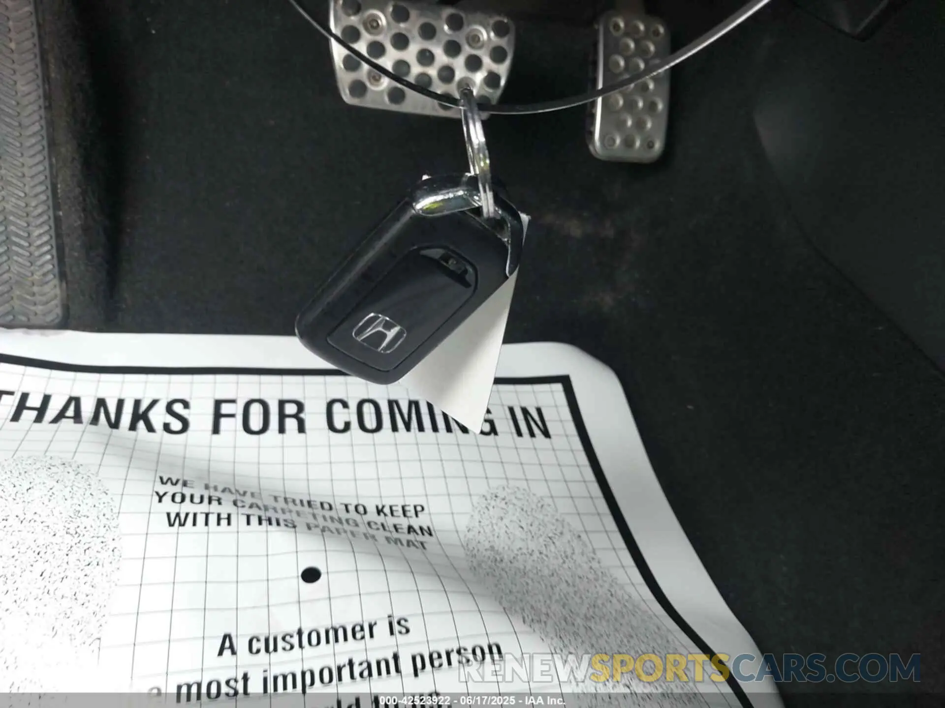 11 Photograph of a damaged car 2HGFC2F85KH514081 HONDA CIVIC 2019
