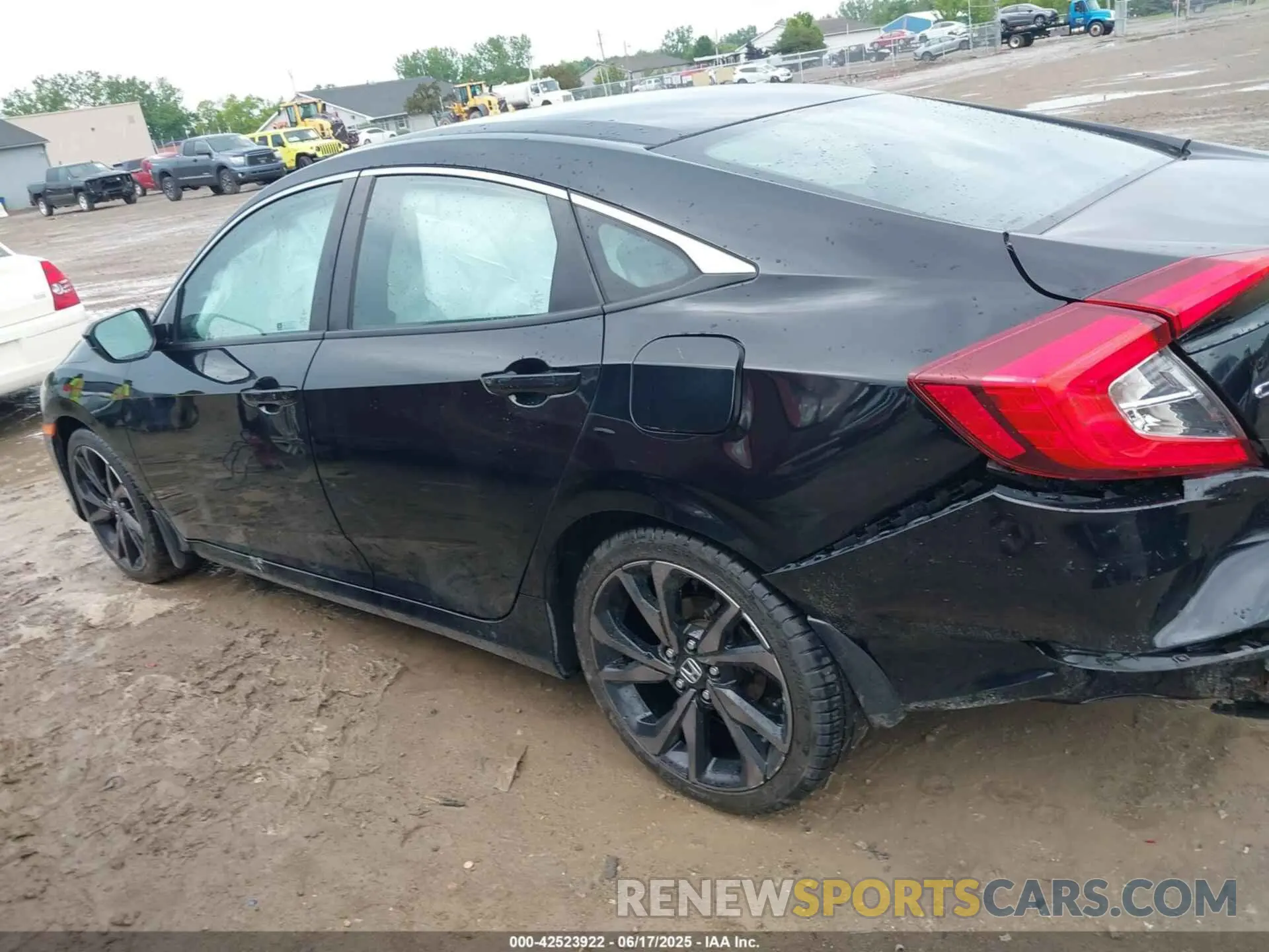 14 Photograph of a damaged car 2HGFC2F85KH514081 HONDA CIVIC 2019