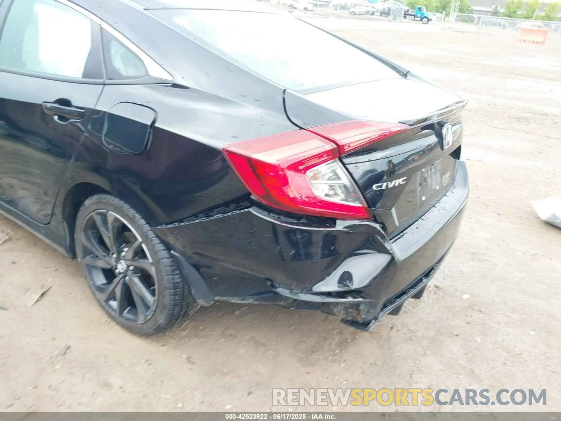 6 Photograph of a damaged car 2HGFC2F85KH514081 HONDA CIVIC 2019