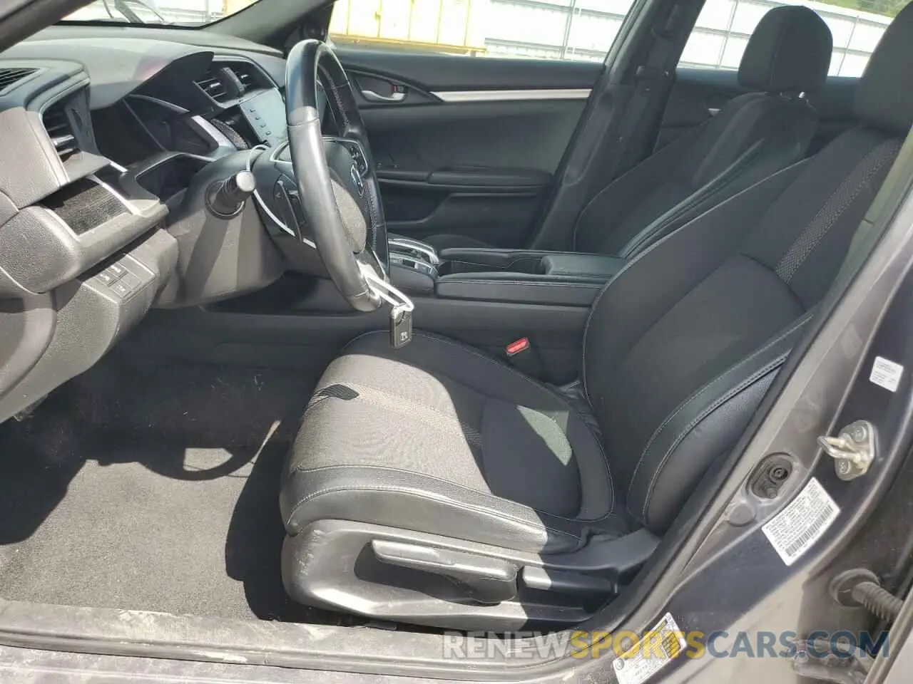 7 Photograph of a damaged car 2HGFC2F85KH560509 HONDA CIVIC 2019