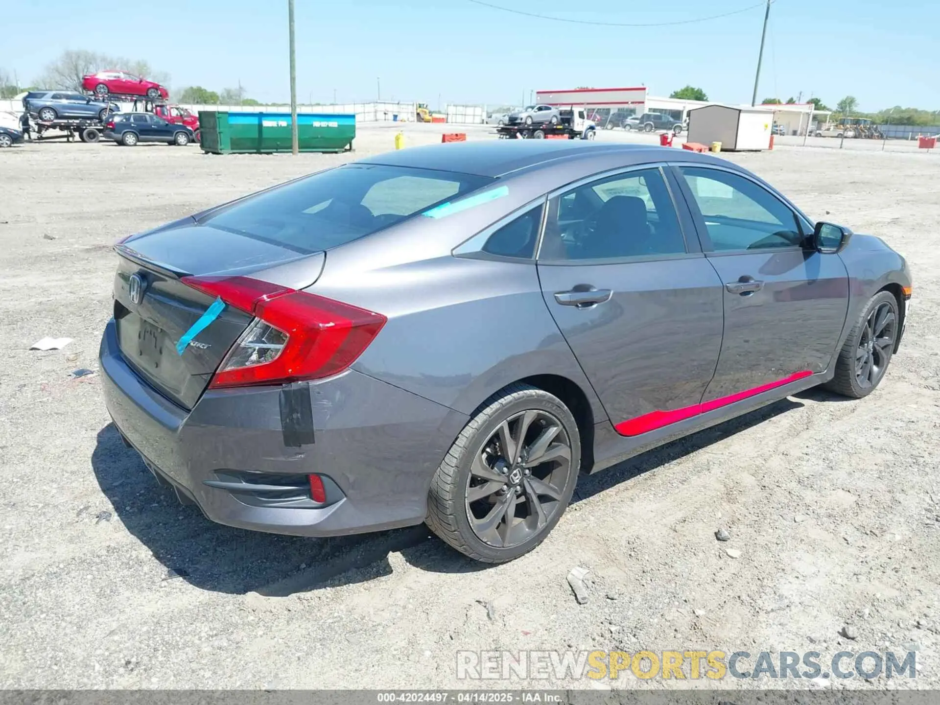 4 Photograph of a damaged car 2HGFC2F85KH576547 HONDA CIVIC 2019