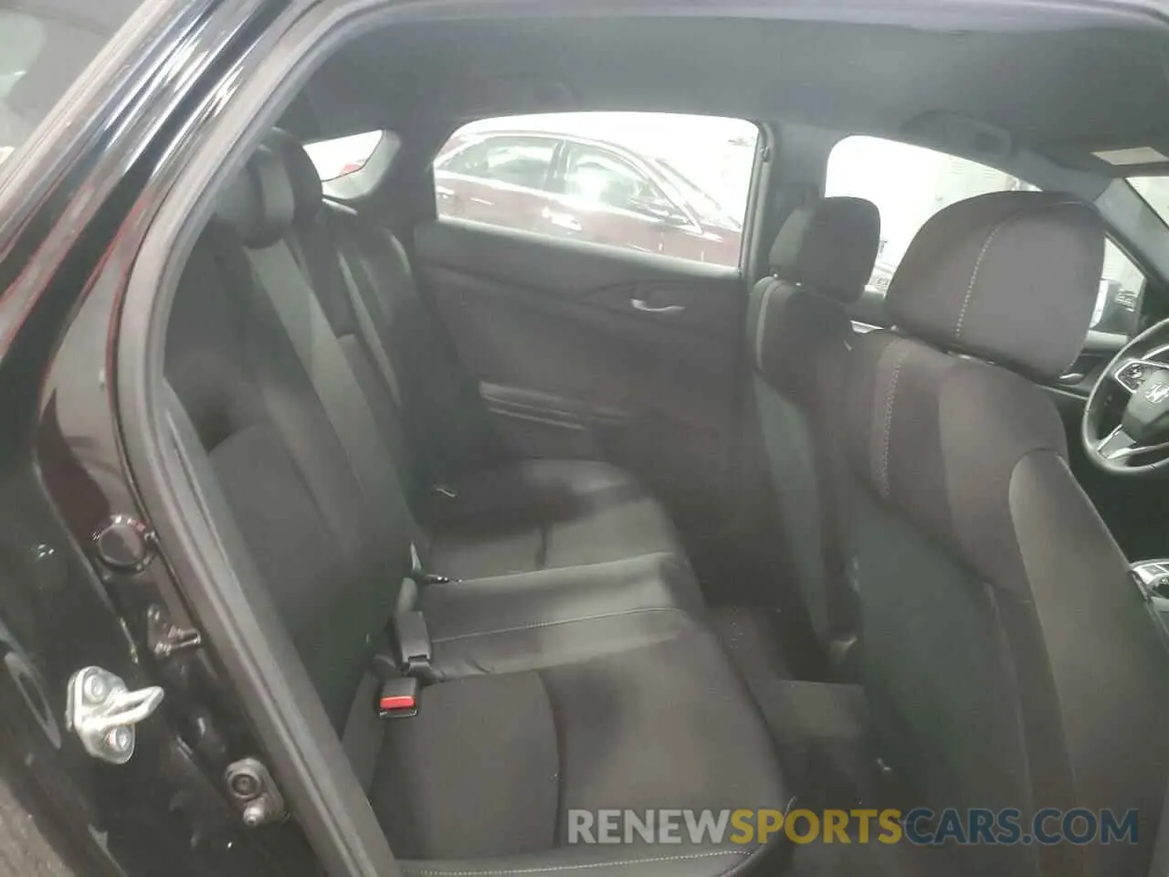 10 Photograph of a damaged car 2HGFC2F85KH590674 HONDA CIVIC 2019