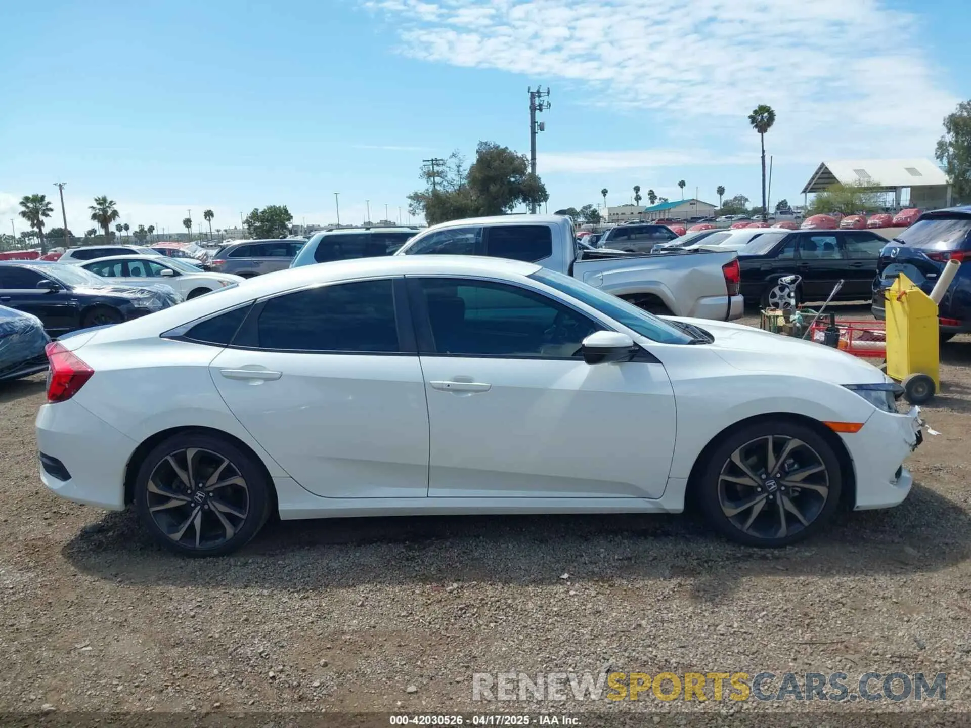 13 Photograph of a damaged car 2HGFC2F85KH600037 HONDA CIVIC 2019