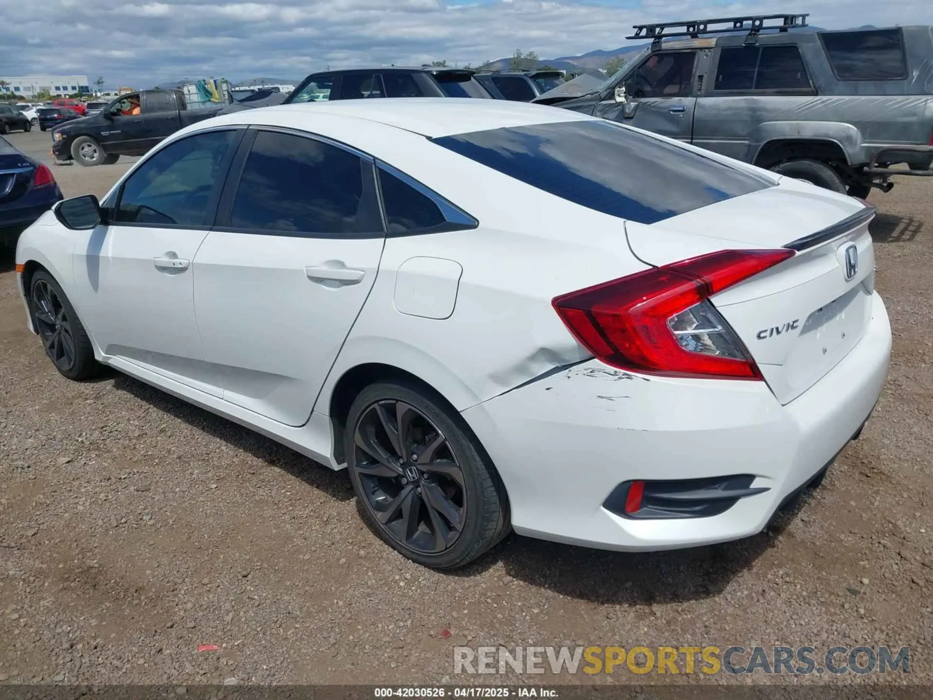 3 Photograph of a damaged car 2HGFC2F85KH600037 HONDA CIVIC 2019