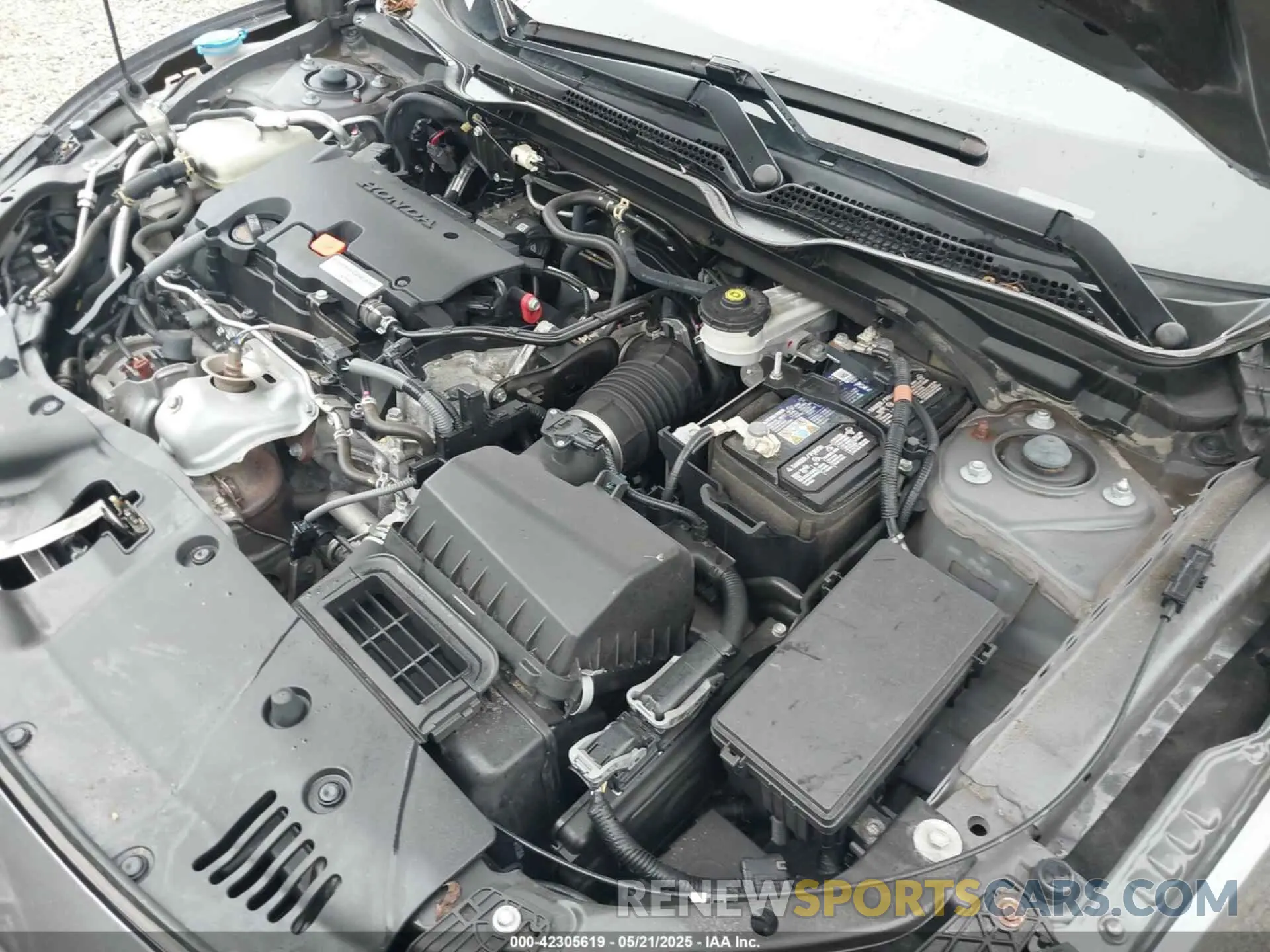 10 Photograph of a damaged car 2HGFC2F86KH517880 HONDA CIVIC 2019
