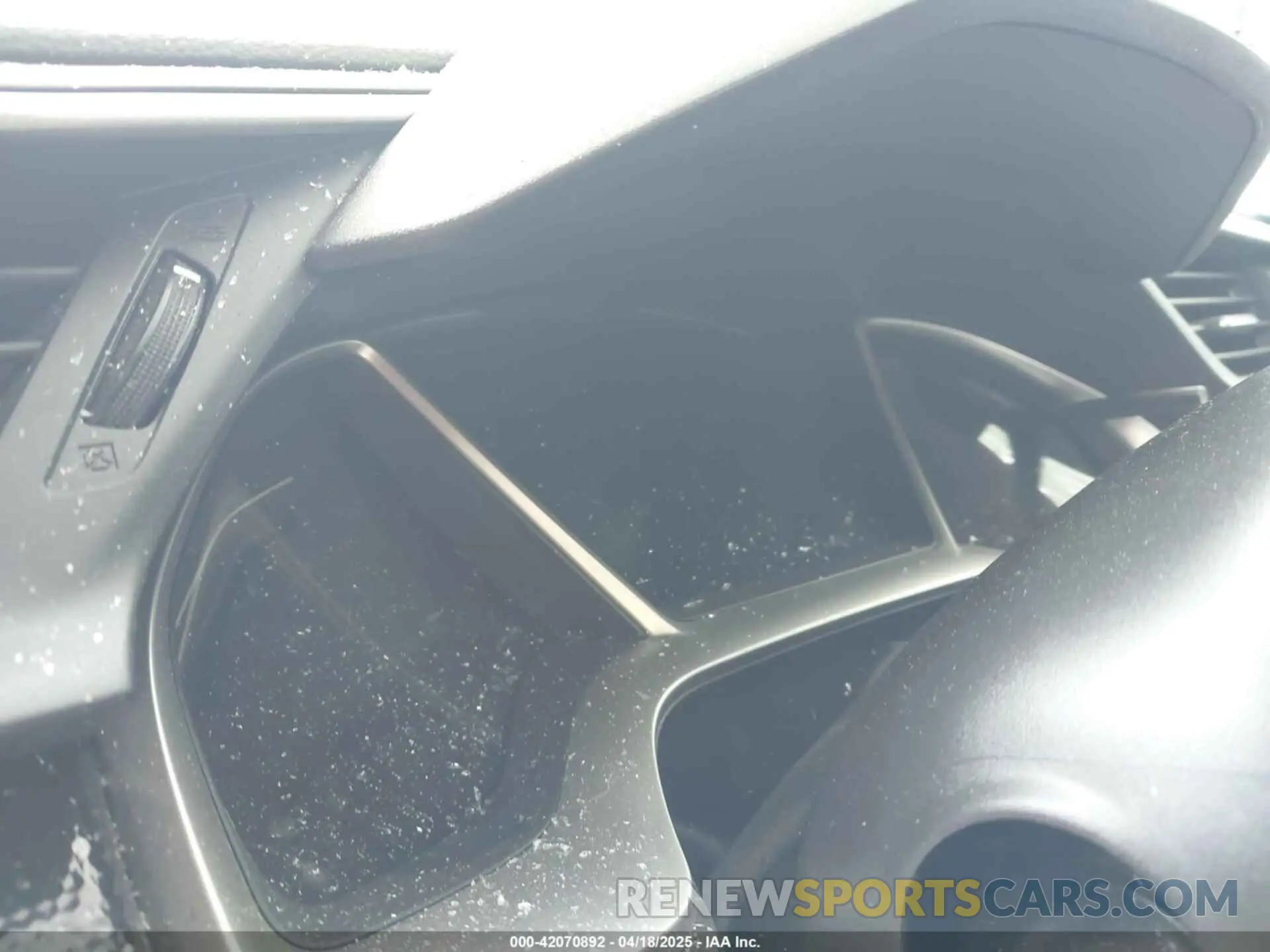 7 Photograph of a damaged car 2HGFC2F86KH544660 HONDA CIVIC 2019
