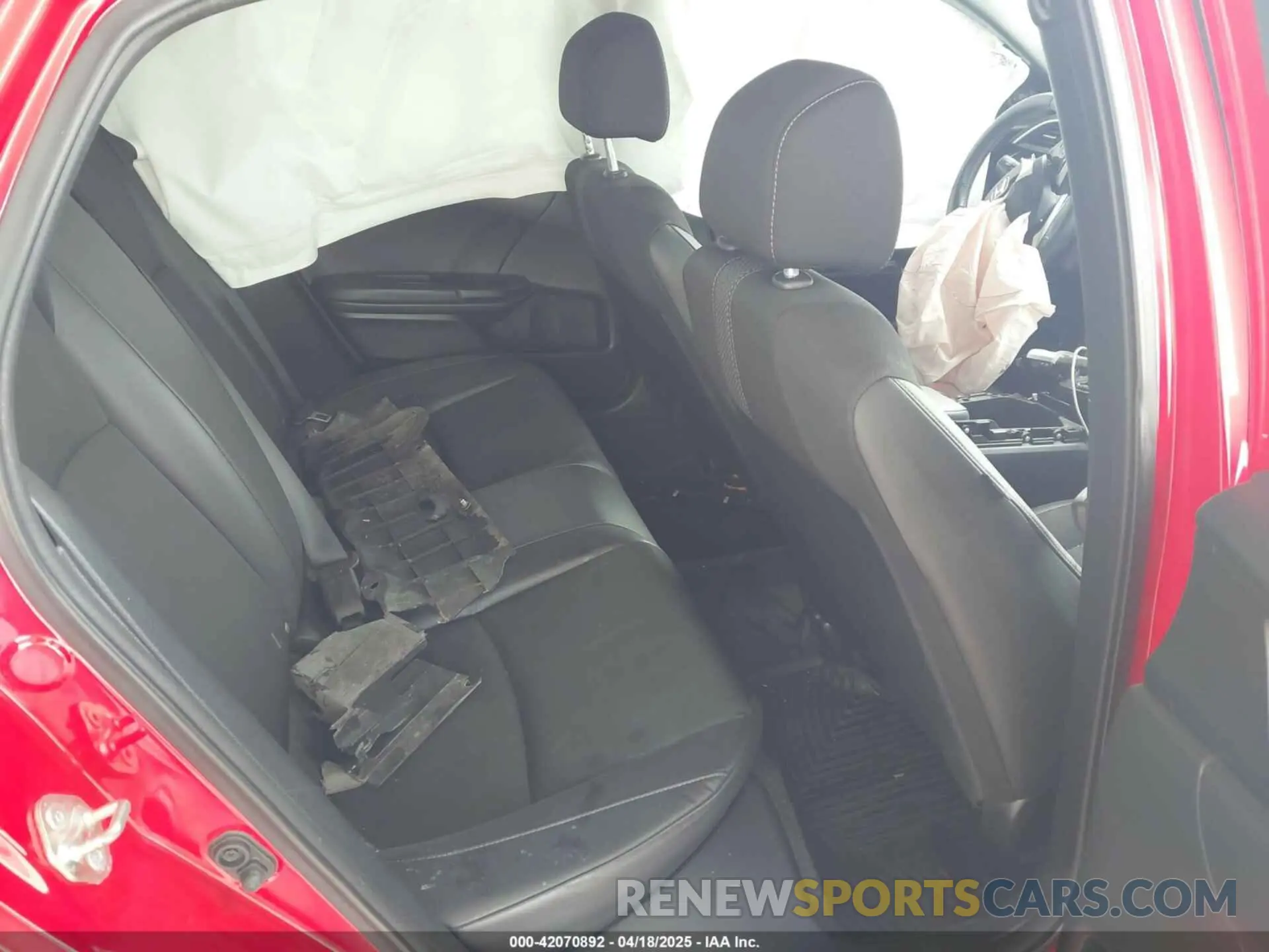 8 Photograph of a damaged car 2HGFC2F86KH544660 HONDA CIVIC 2019