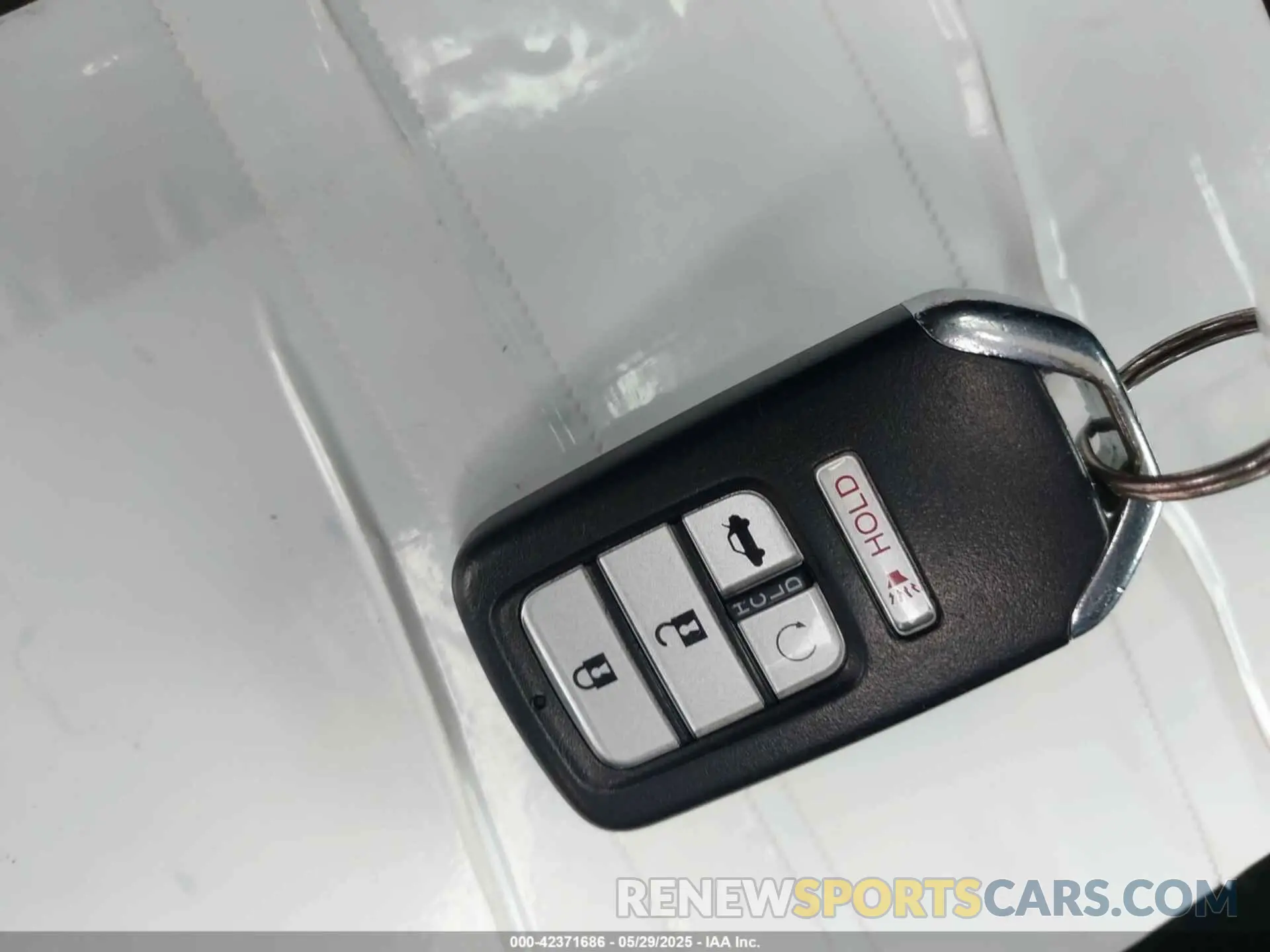 11 Photograph of a damaged car 2HGFC2F86KH551835 HONDA CIVIC 2019