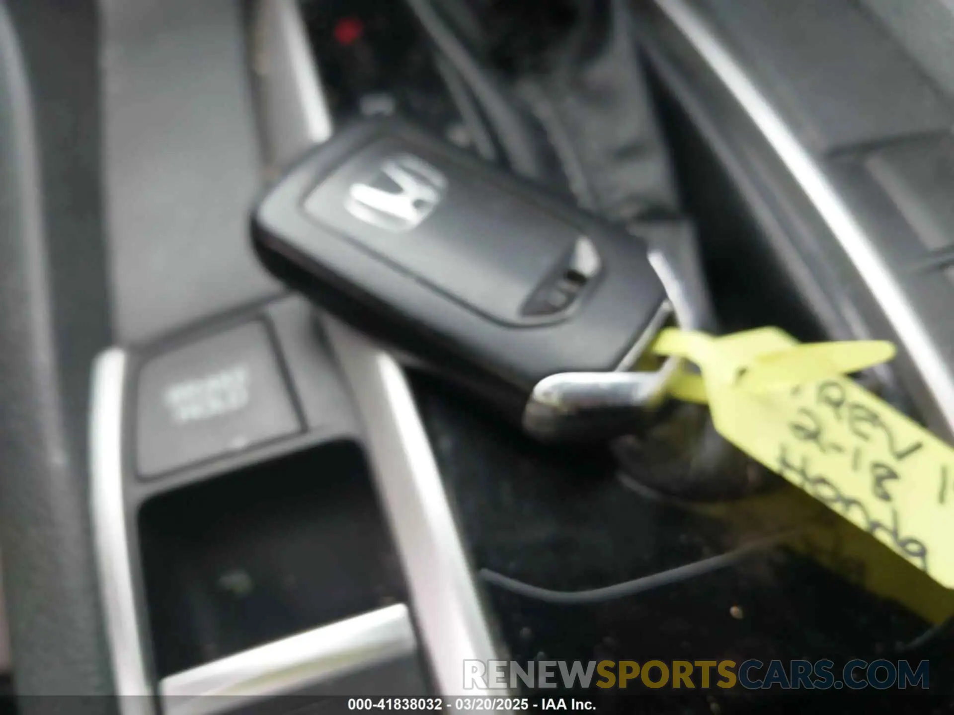 11 Photograph of a damaged car 2HGFC2F86KH566920 HONDA CIVIC 2019